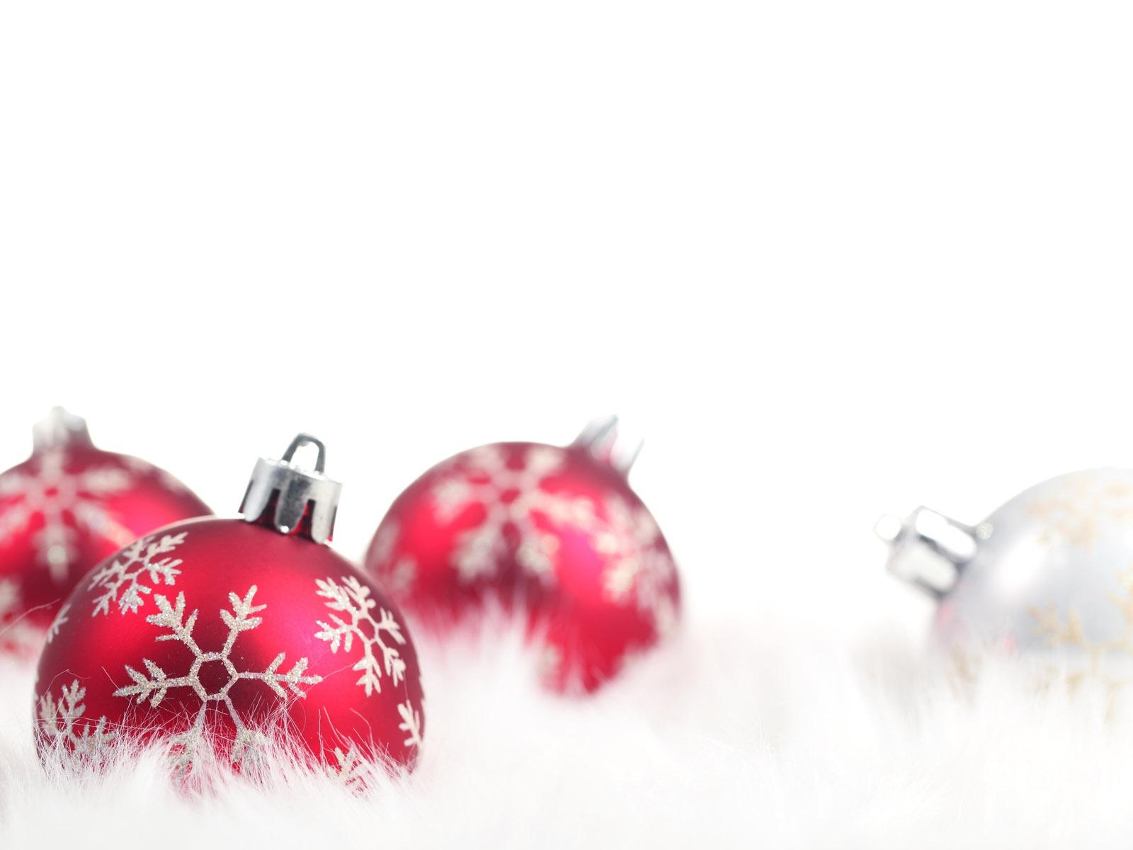 1600x1200 Christmas balls wallpaper (2) Wallpaper Download balls wallpaper (2) Wallpaper Wallpaper Site