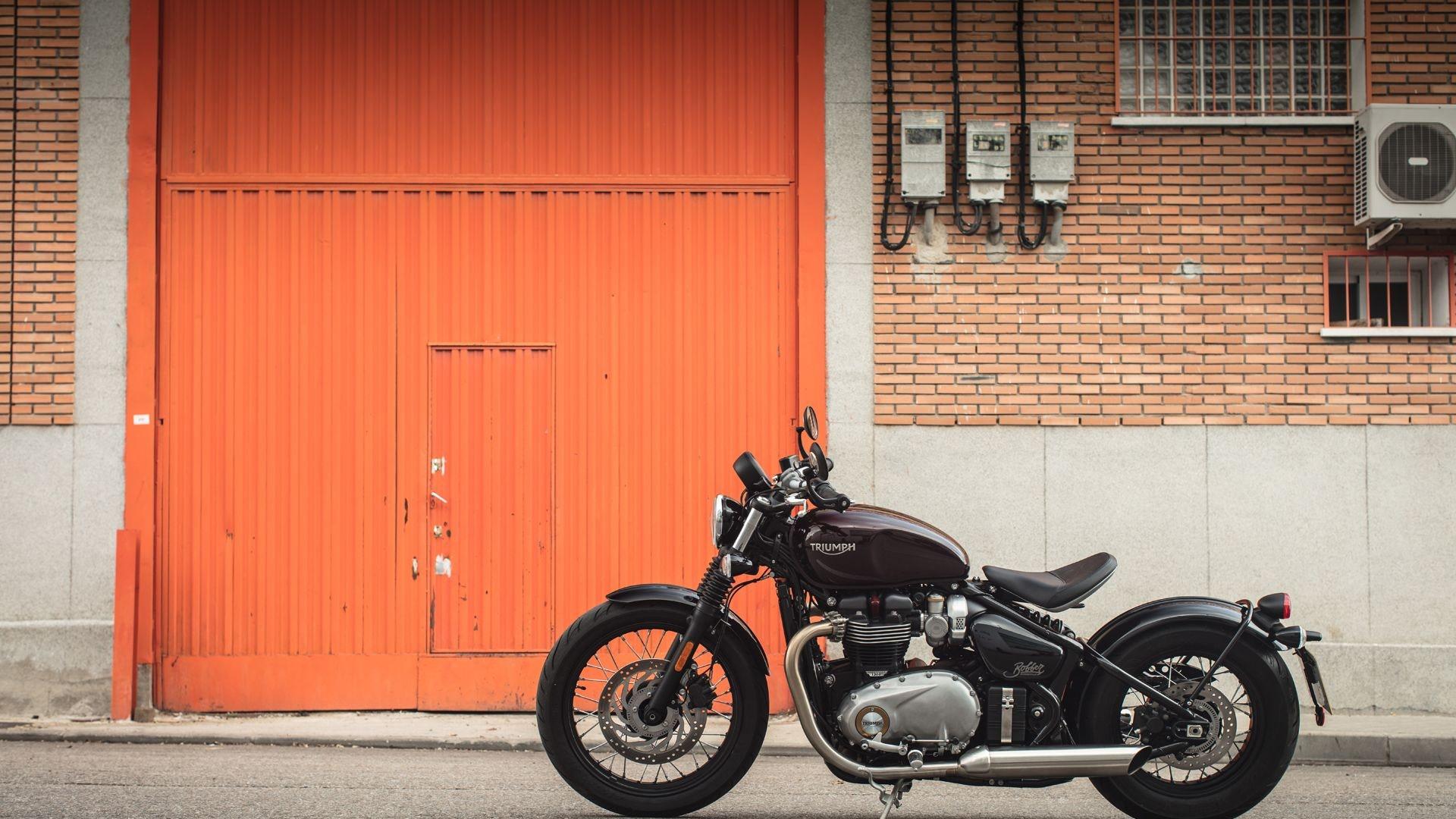 1920x1080 Triumph Bobber review: the coolest bike on the planet right now