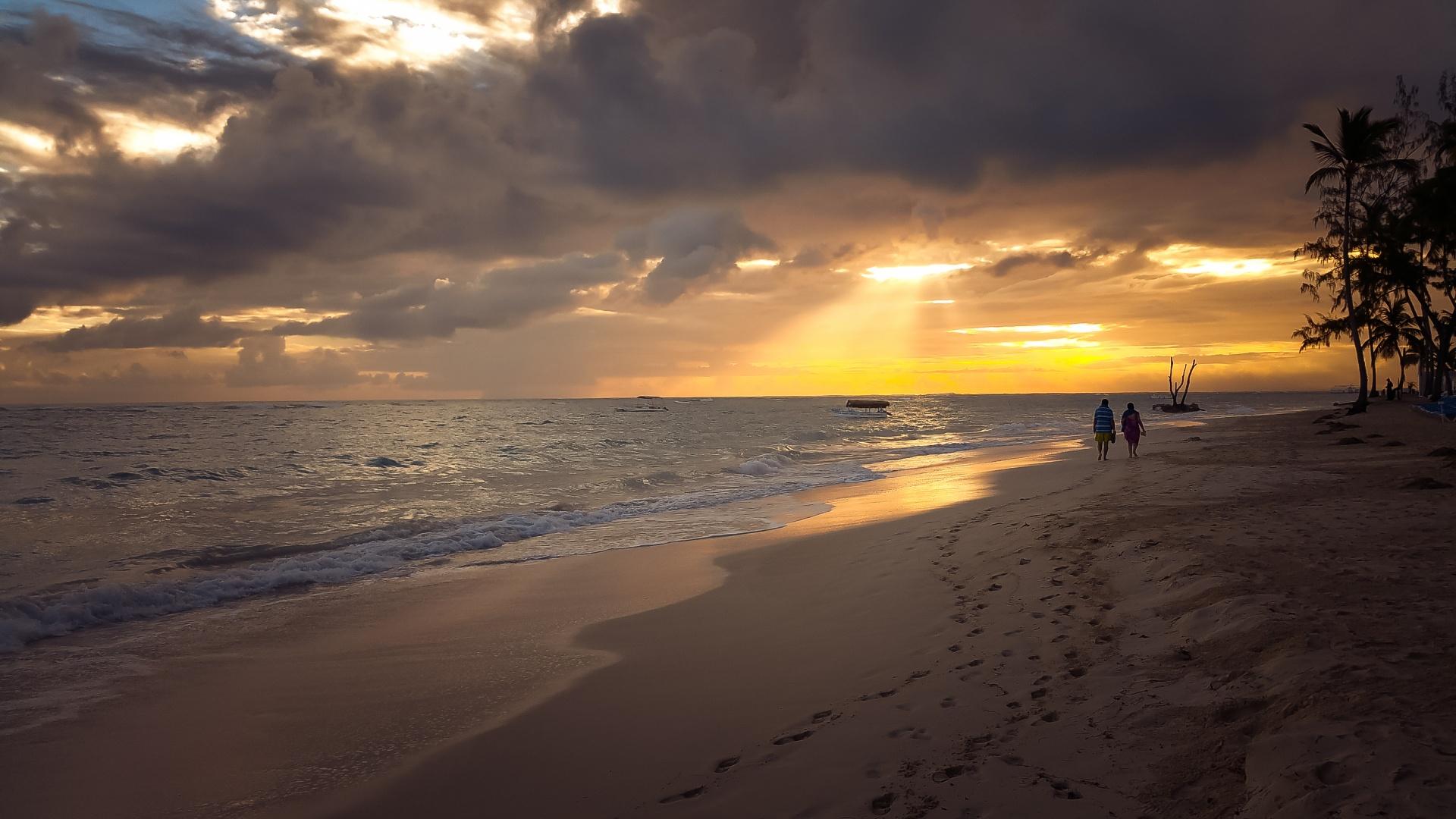 1920x1080 Tropical Beach Sunrise Free Domain Picture