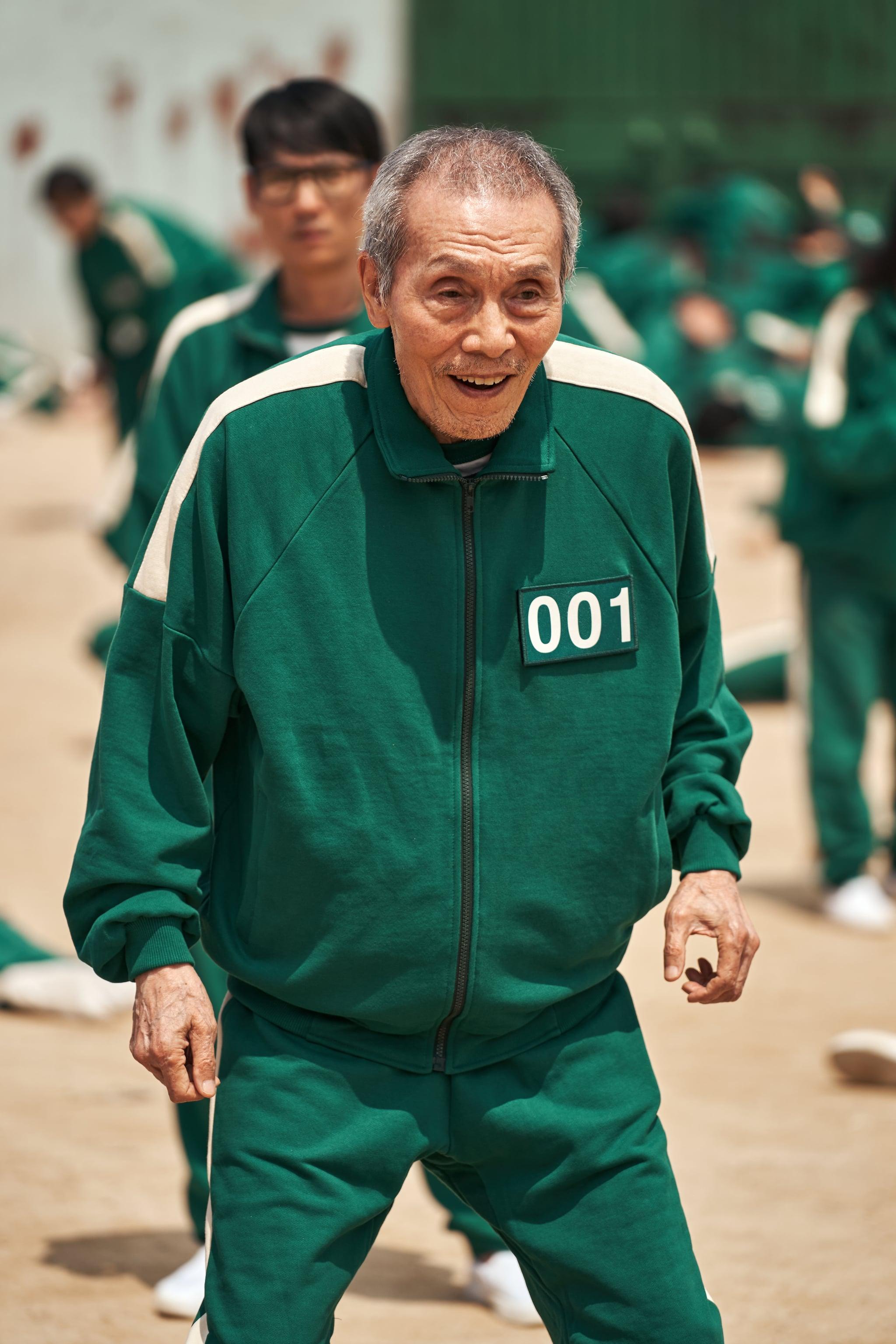 2048x3071 Squid Game: What Is Oh Il Nam's True Identity?