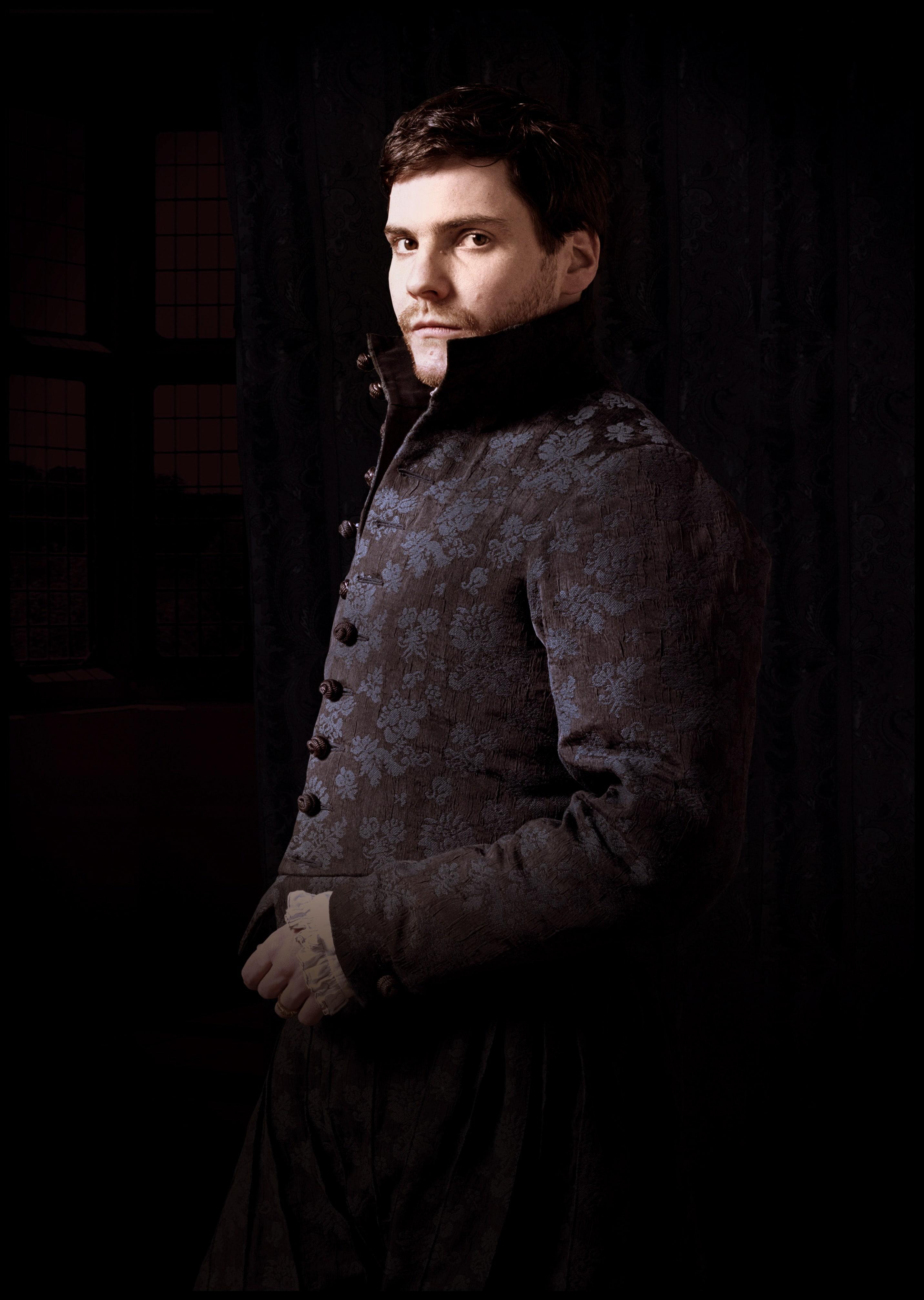 2863x4025 Daniel Bruhl HD