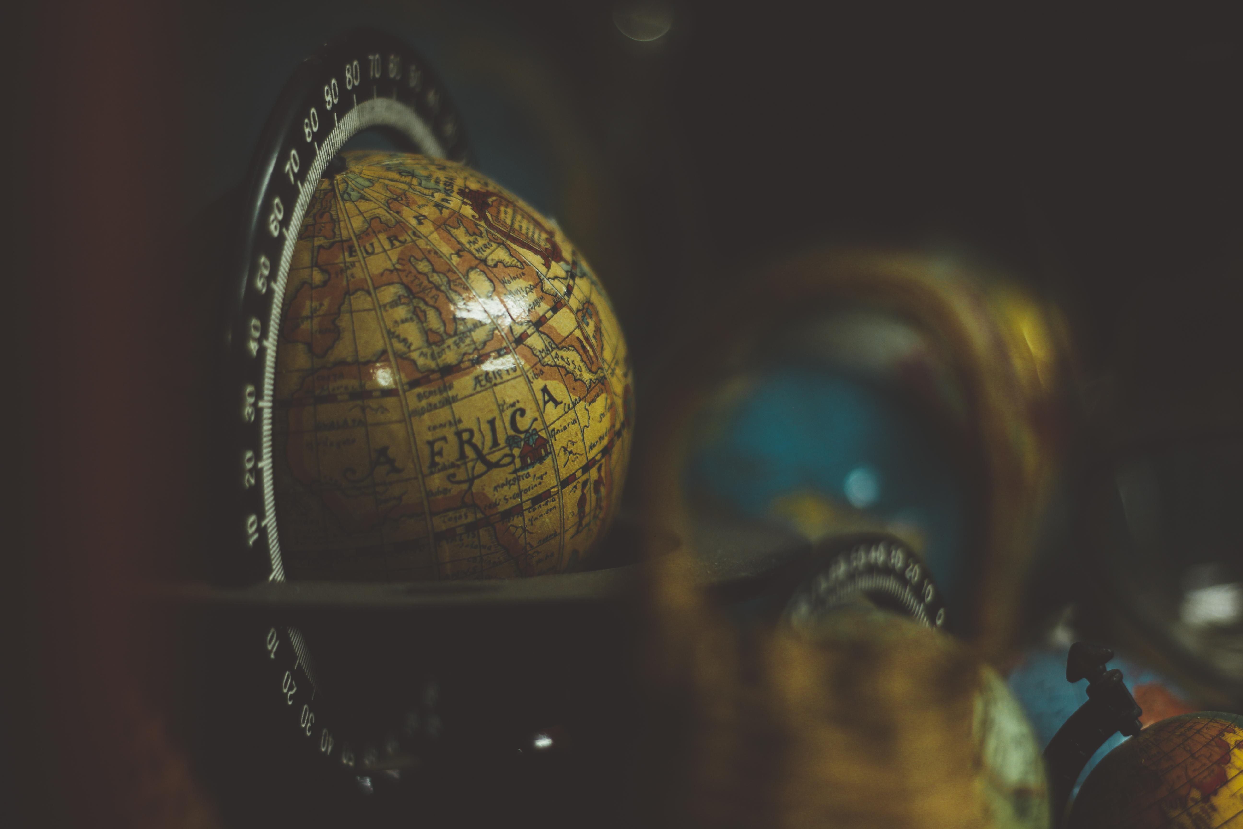 5184x3456 Free Image : light, blur, night, vintage, glass, reflection, color, darkness, tourism, globe, world, close up, focus, discovery, macro photography, atmosphere of earth 5184x3456