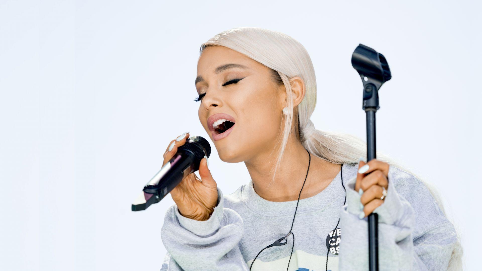 1920x1080 Desktop wallpaper ariana grande, singing, beautiful singer, HD image, picture, background, e0a886