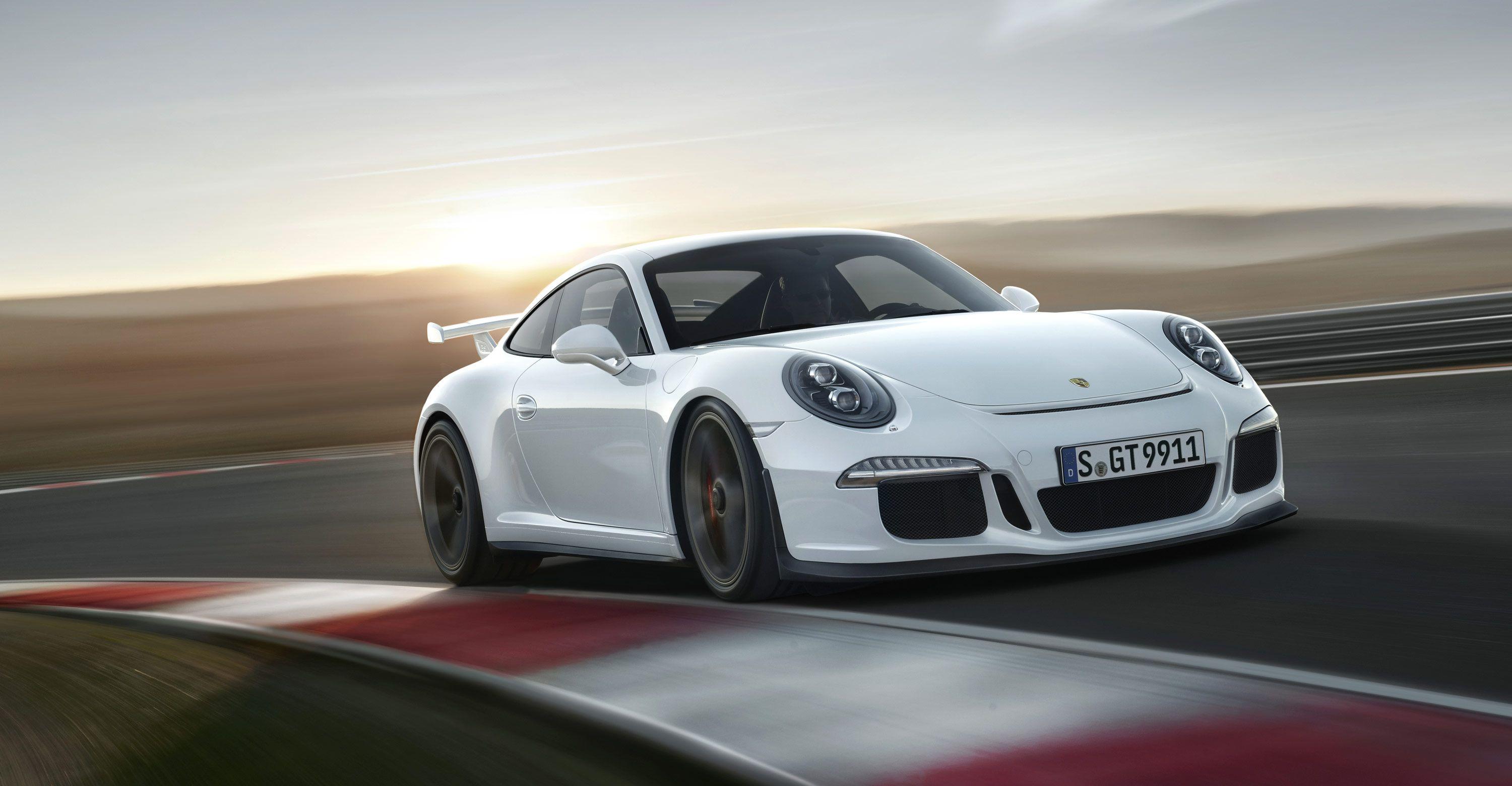 3000x1560 Gt3 Wallpaper