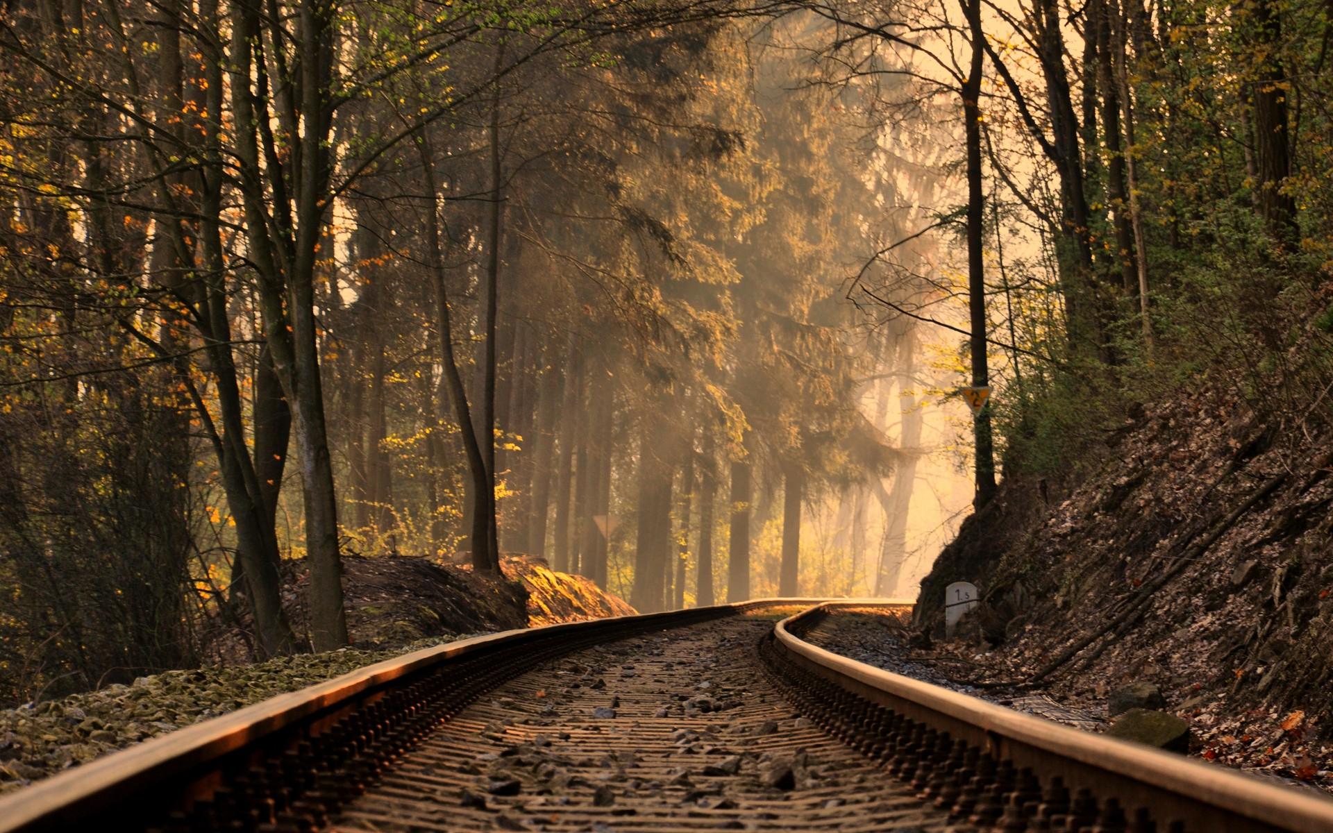 1920x1200 Awesome Railroad Wallpaper