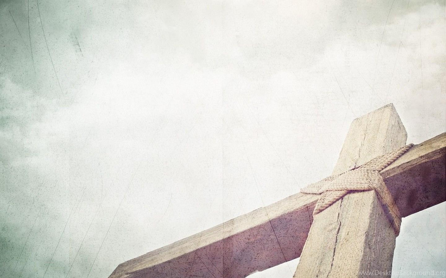 1440x900 Cross to the Heavens Christian Worship Desktop Background
