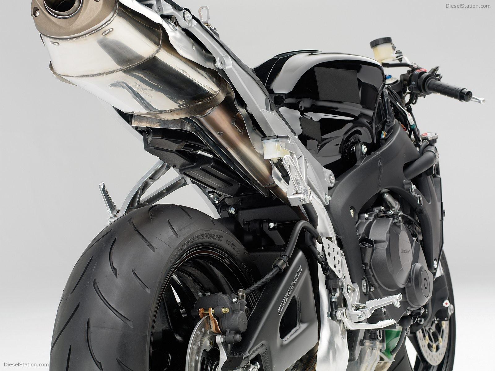 1600x1200 Honda CBR 600 RR (2007) Exotic Car Wallpaper of 32 : Diesel Station