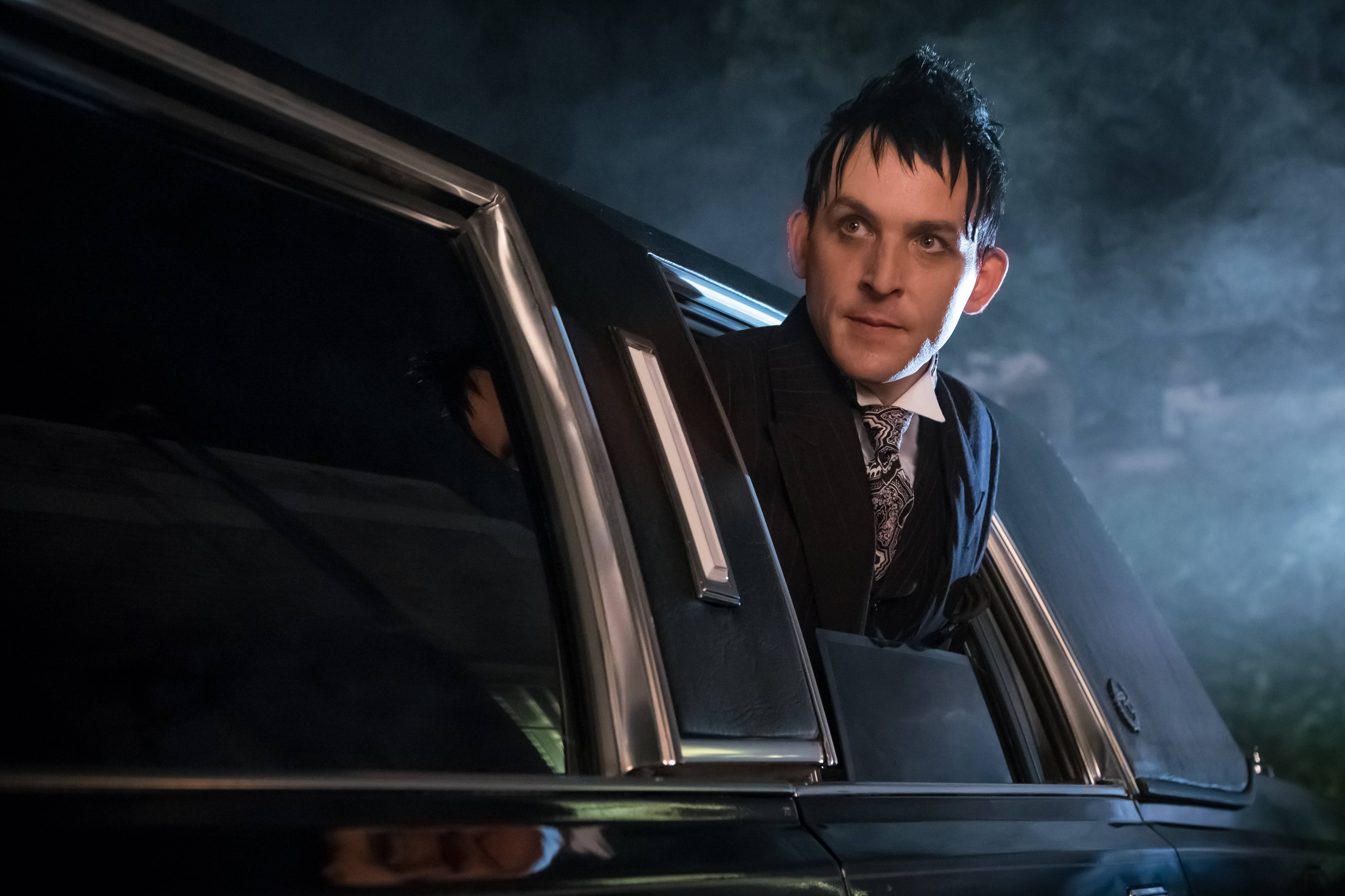 4896x3264 Gotham TV Show Robin Lord Taylor Penguin DC Comics Oswald Cobblepot Wallpaper:4896x3264
