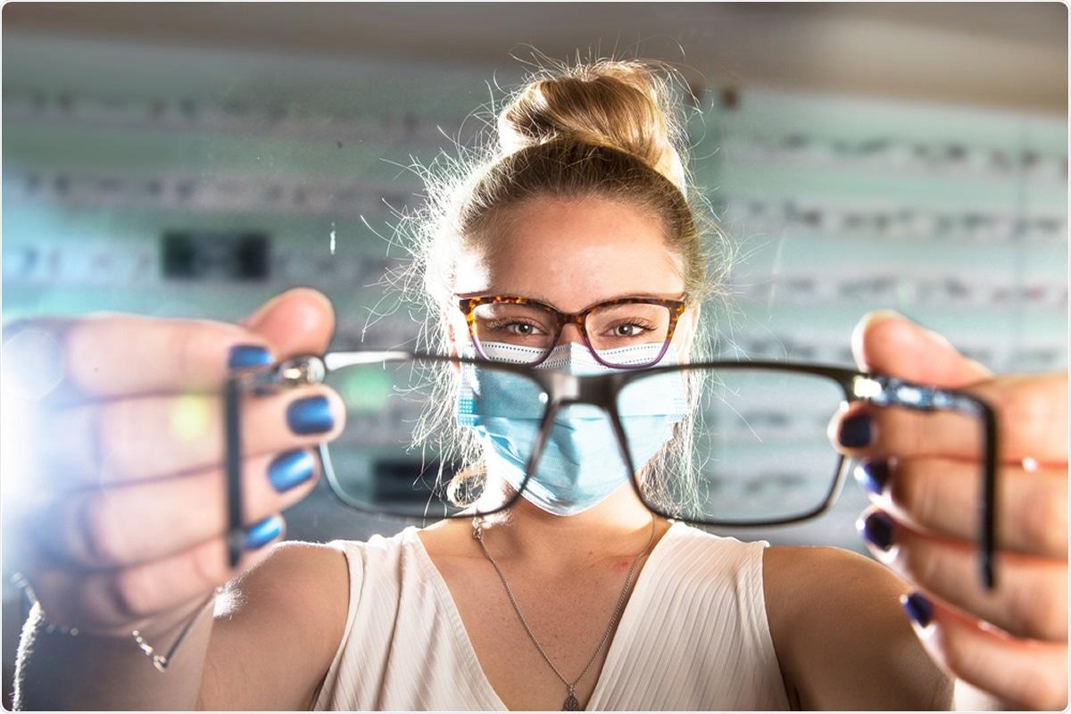1200x800 Wearing Eyeglasses Protects Against SARS CoV 2
