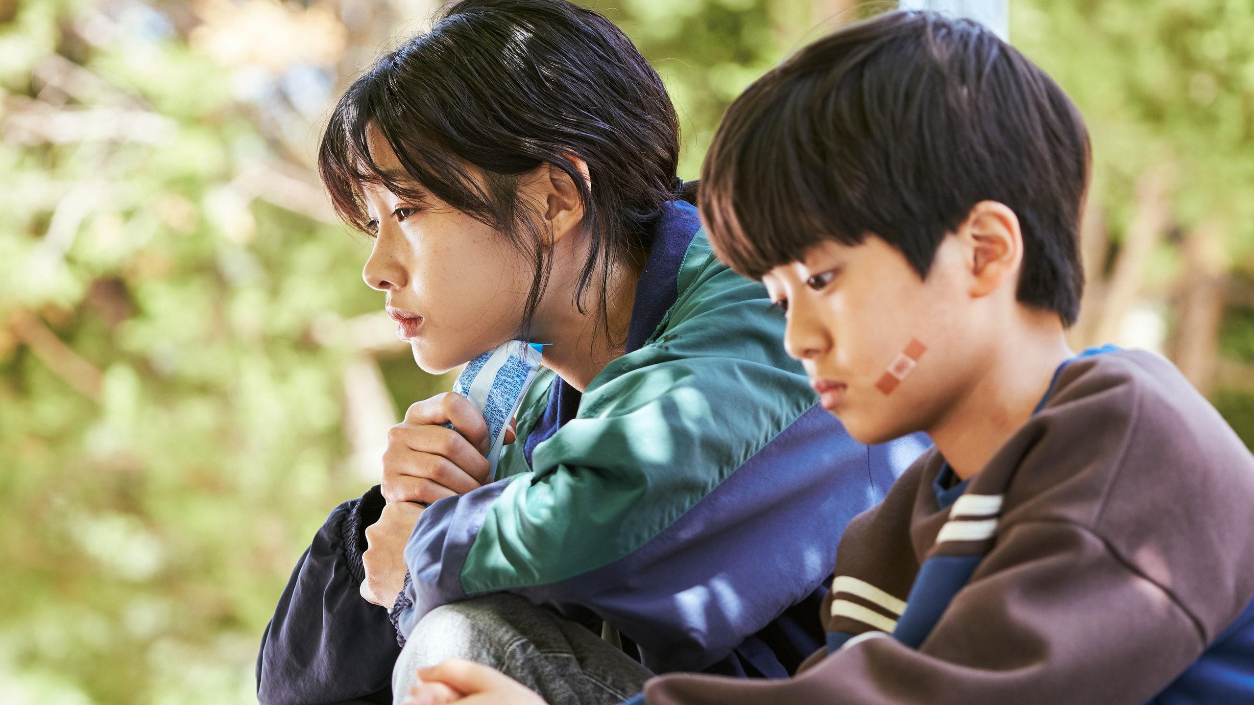 2560x1440 Exclusive: How Hoyeon Jung of 'Squid Game' Went from Model to Star of Netflix's Biggest Hit