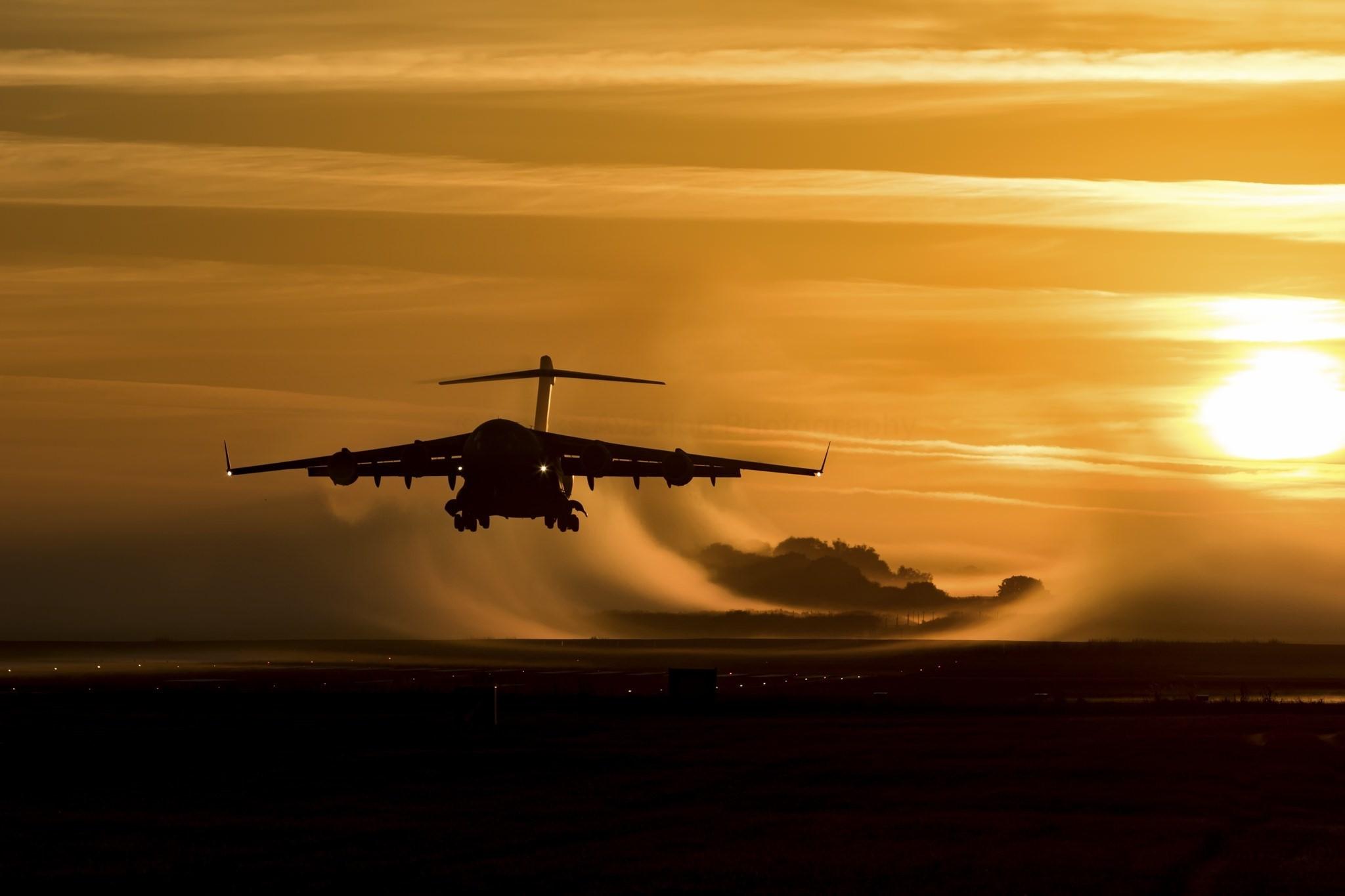 2048x1365 HD Wallpaper For Theme: Boeing C 17 Globemaster III HD Wallpaper, Background
