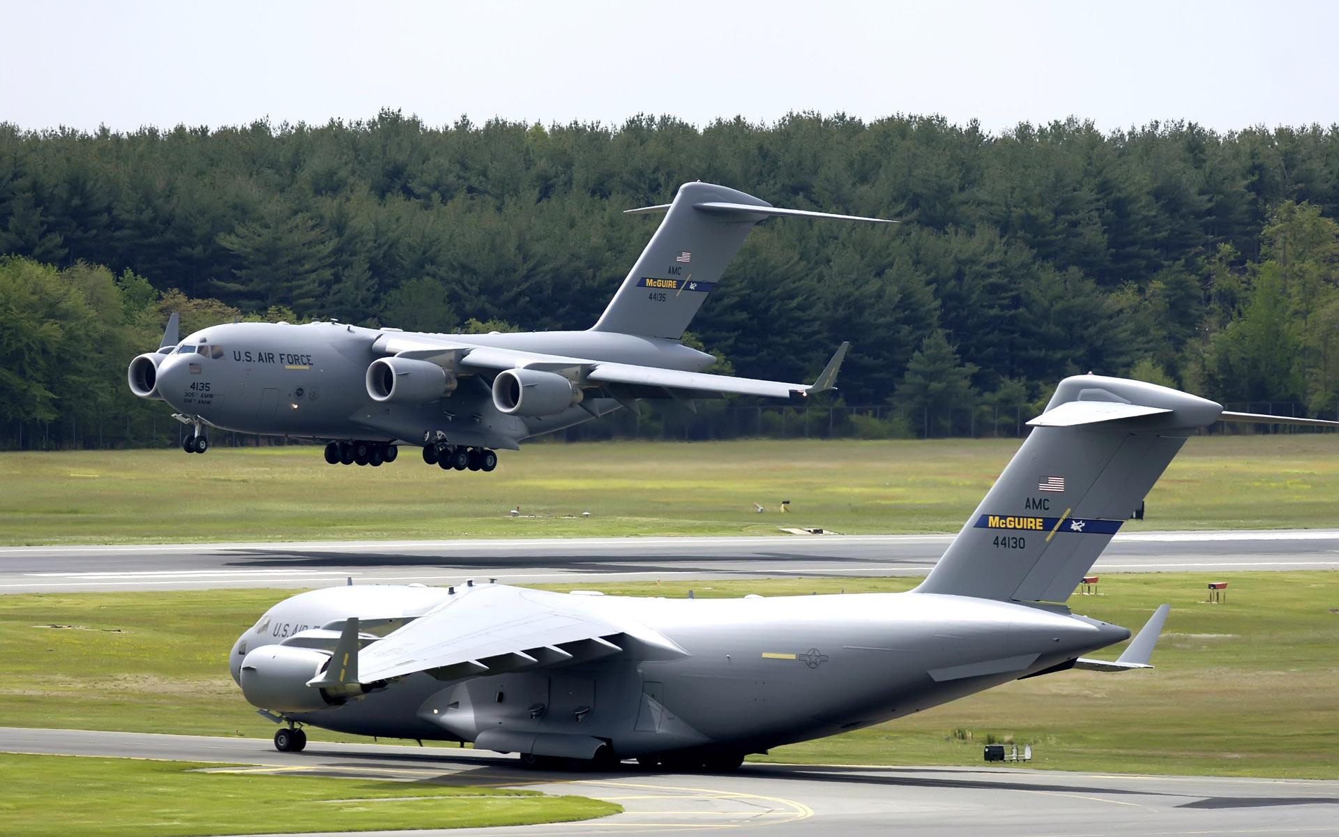 1920x1200 Wallpaper 4k C 17 Globemaster III at McGuire Air Force Base Wallpaper