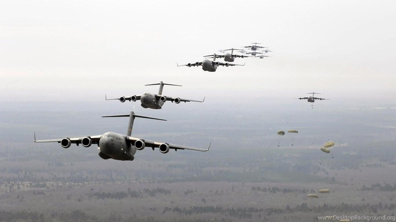 1366x768 Paratroopers And Boeing C 17 Globemaster III Wallpaper Free Wide. Desktop Background