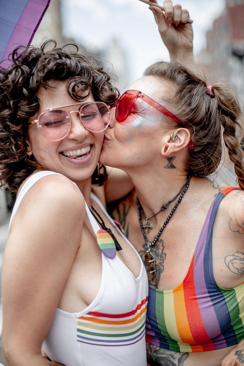 1000x1500 Lesbian Couple Picture. Download Free Image