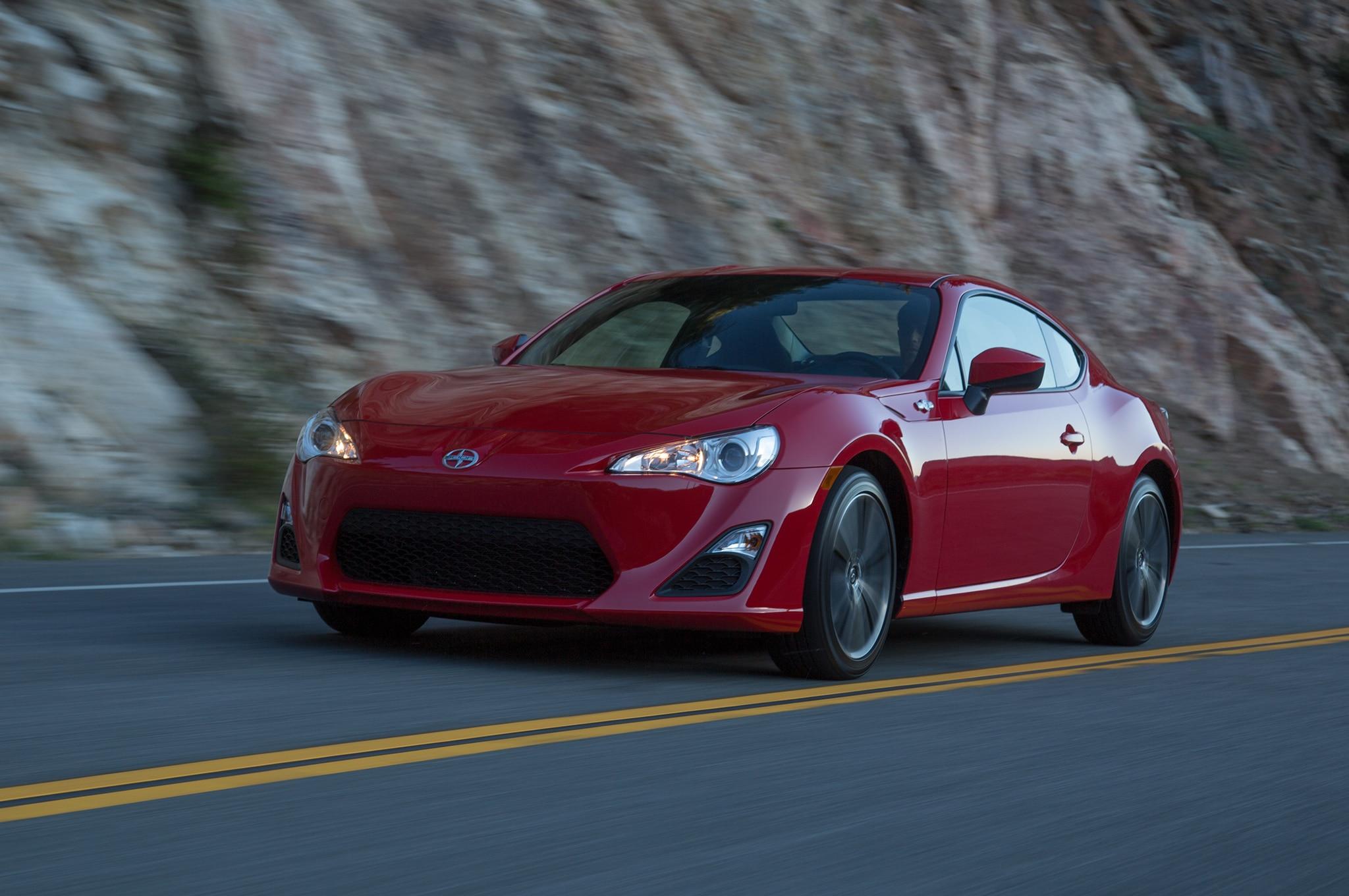 2048x1360 Scion FR S Adds Standard Backup Camera, New Paint Colors