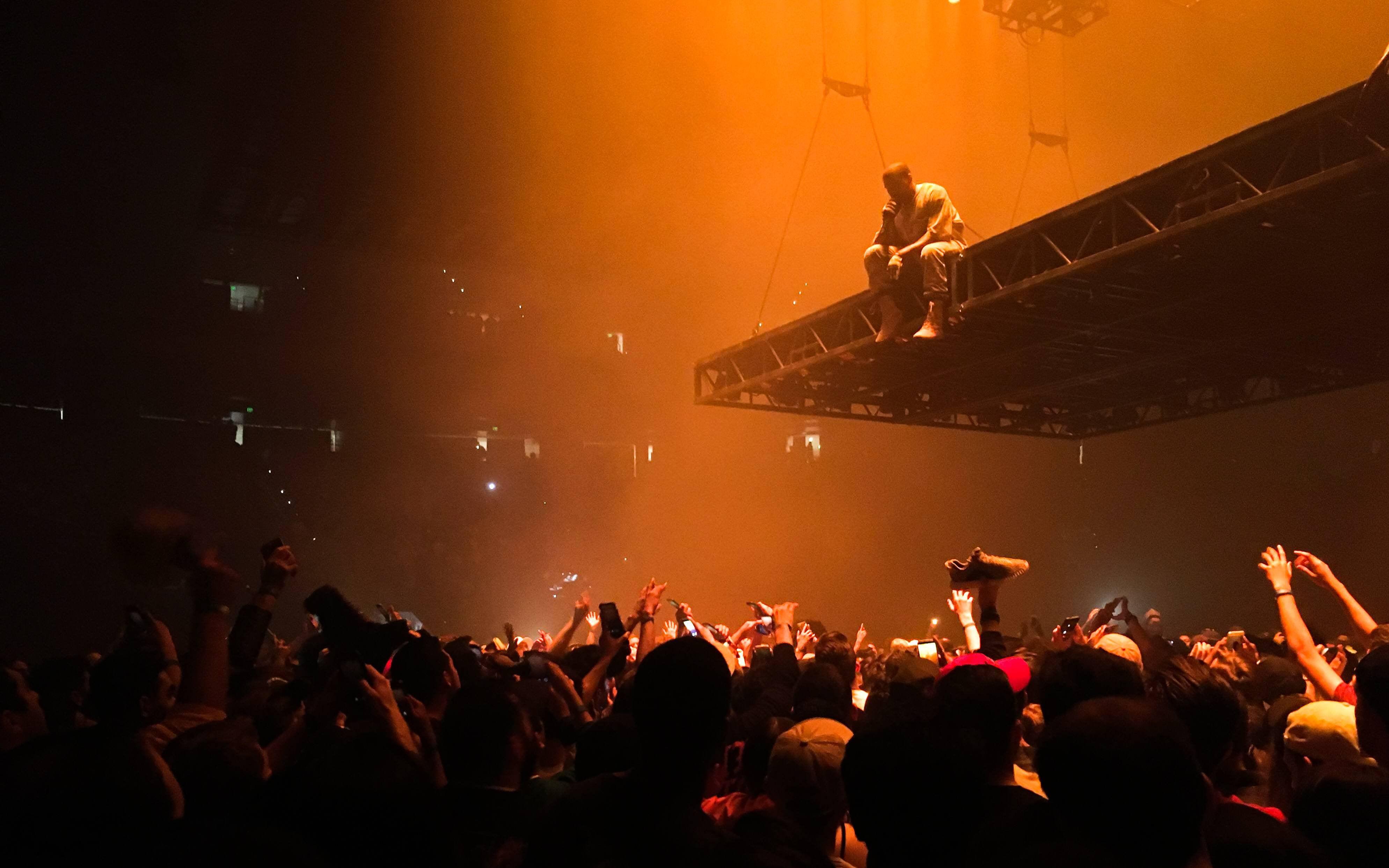 Kanye West Concert Wallpapers Top Free Kanye West Concert Backgrounds
