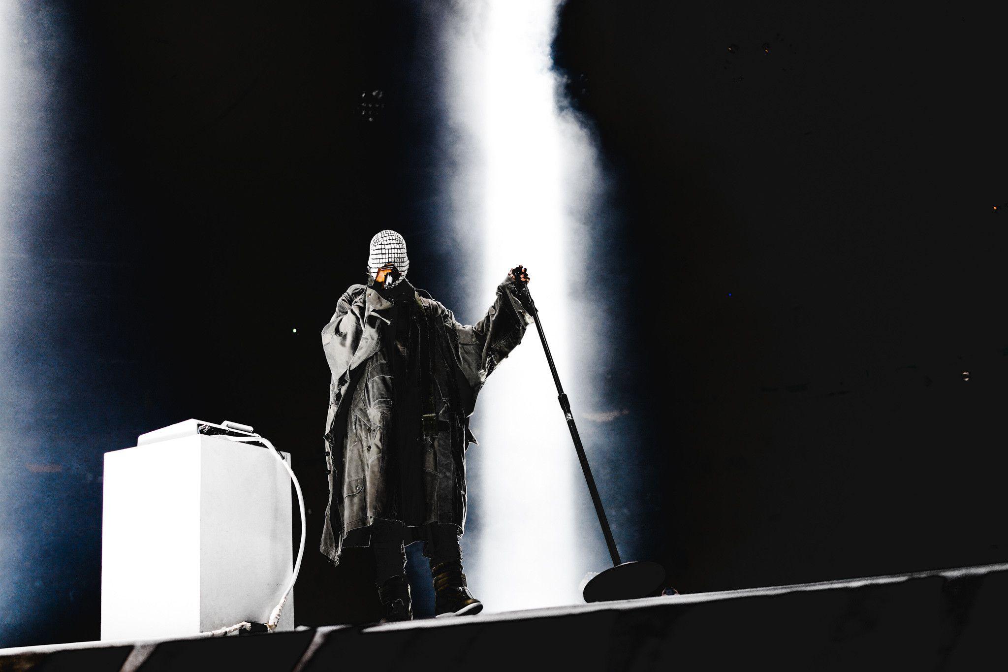 2048x1365 HD YEEZUS Tour Wallpaper (Desktop & Phone) [UPDATED!!] « Kanye West Forum. Yeezus wallpaper, Kanye west yeezus, Yeezus