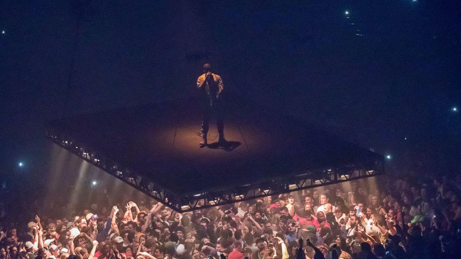 1600x900 Kanye West Goes on Political Rant During Concert, Says 'I Would Have Voted on Trump'