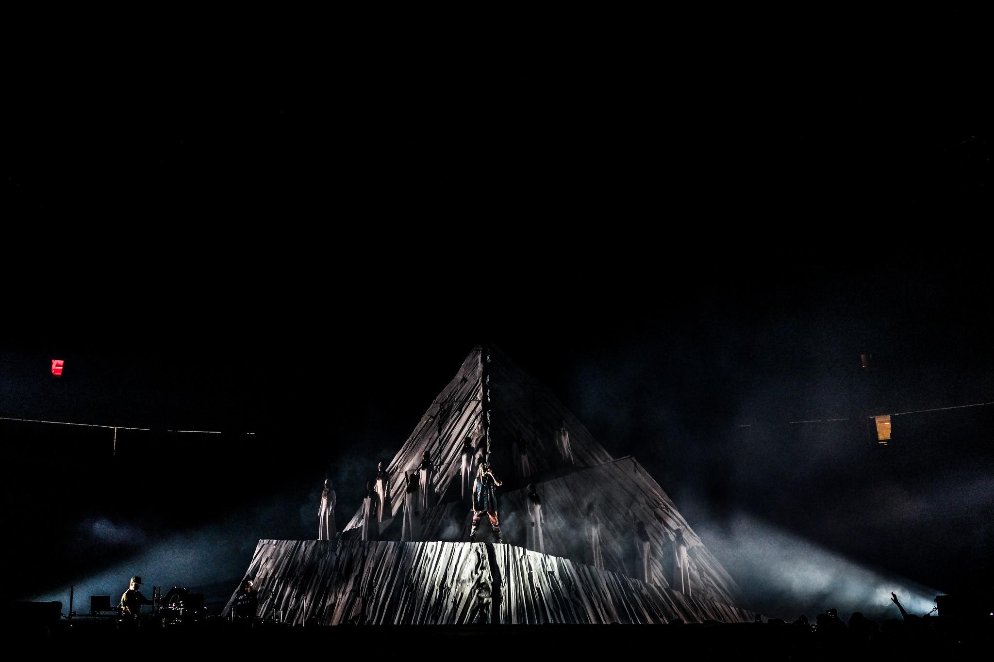 2048x1365 Free download HD YEEZUS Tour Wallpaper Desktop Phone [UPDATED] Kanye West [2048x1365] for your Desktop, Mobile & Tablet. Explore Yeezus Wallpaper HD. Kanye West iPhone Wallpaper, Kanye West Wallpaper HD