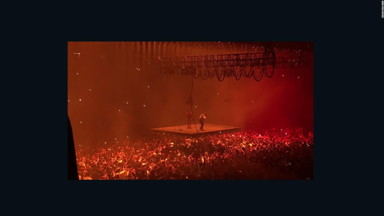 1600x900 Kanye West ends concert after election rant
