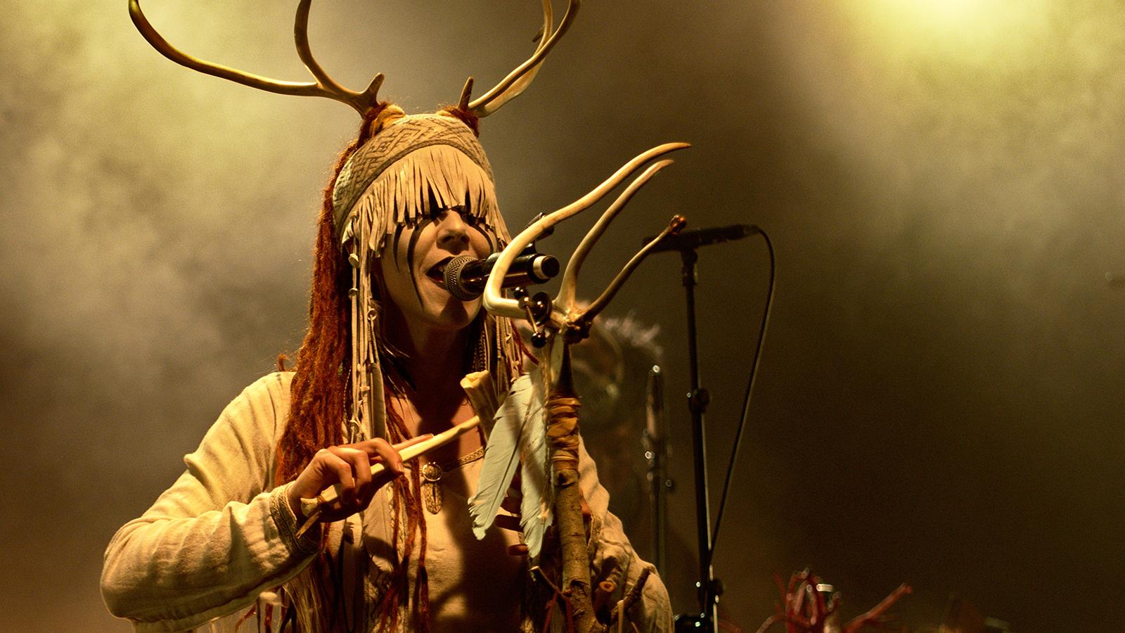 Heilung. Группа Heilung. Heilung солистка. Мария Франц Heilung. Скандинавская группа Heilung.