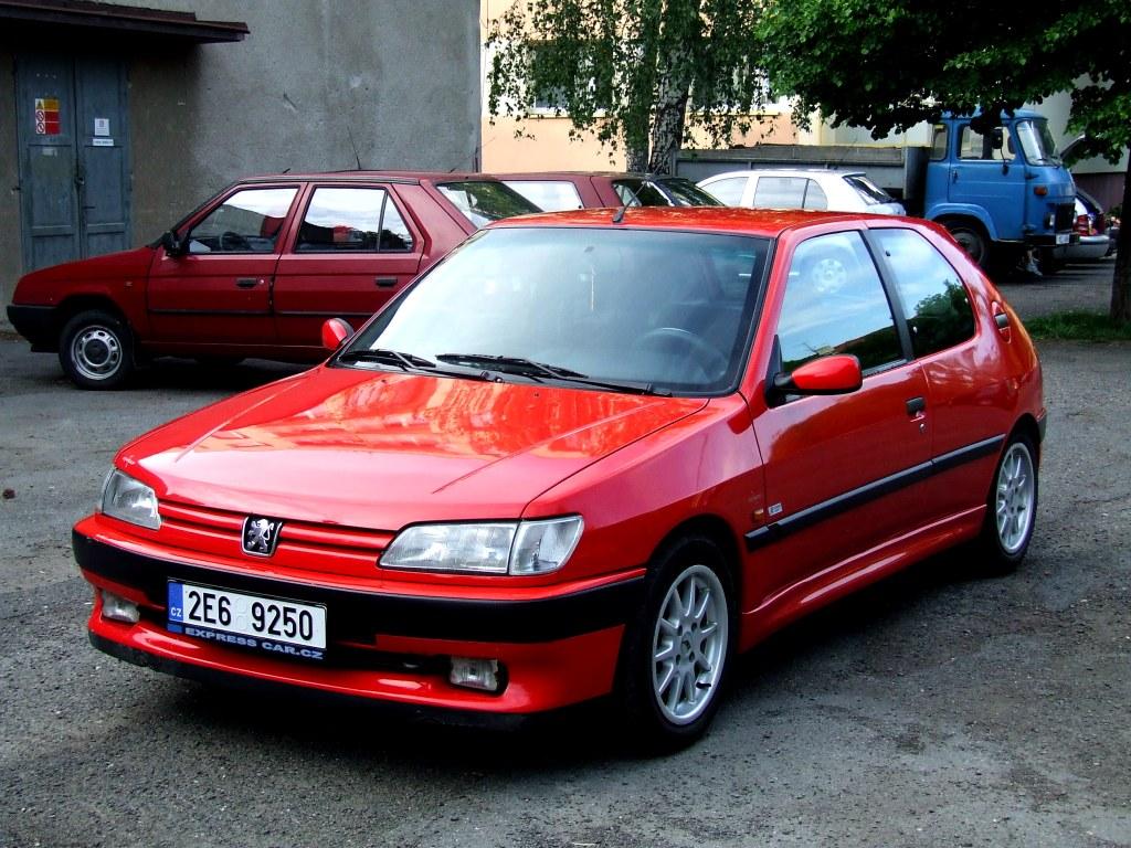 1024x768 Peugeot 306