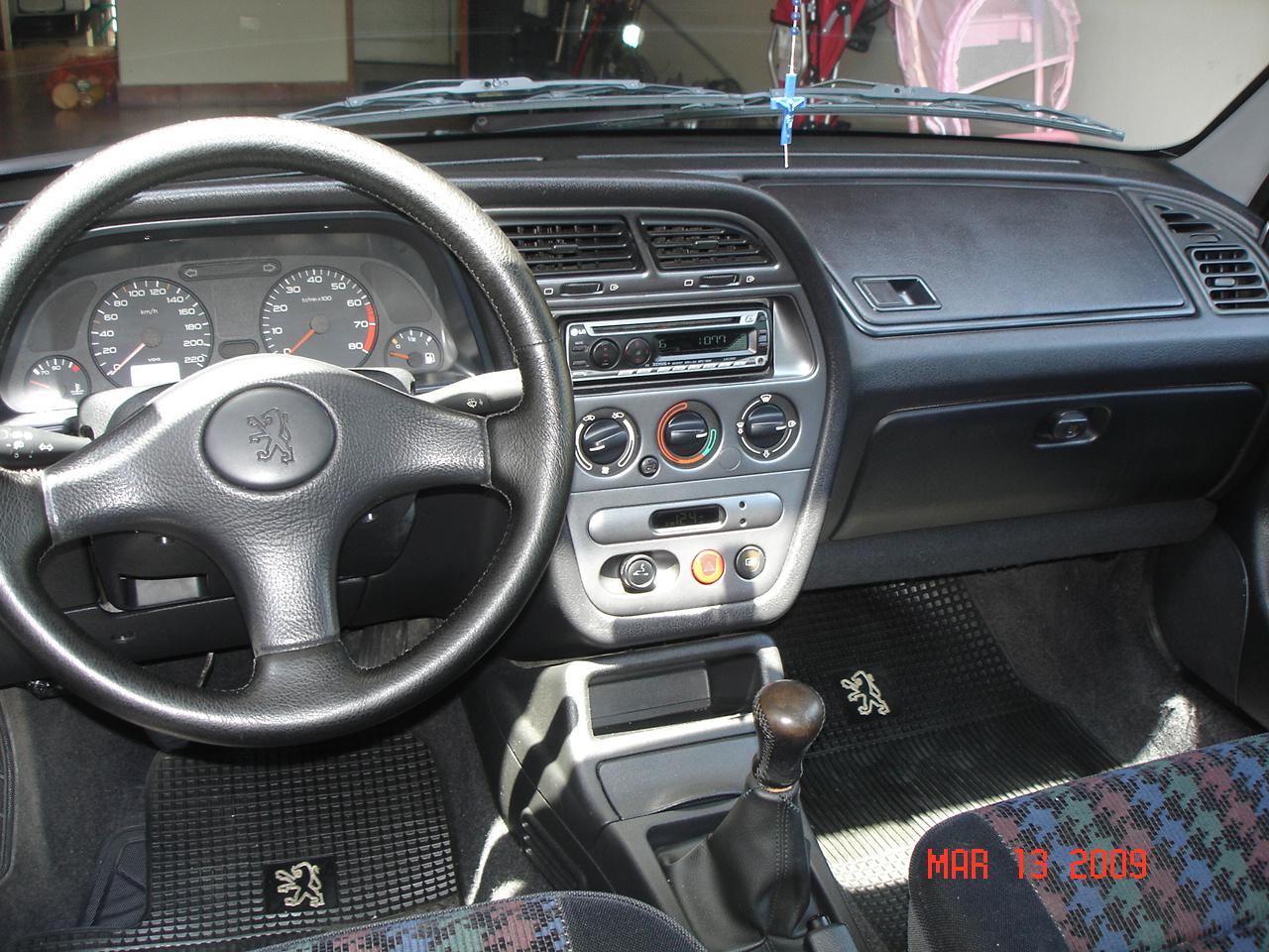 1280x960 Peugeot 306 Sedan 1998 Wallpaper