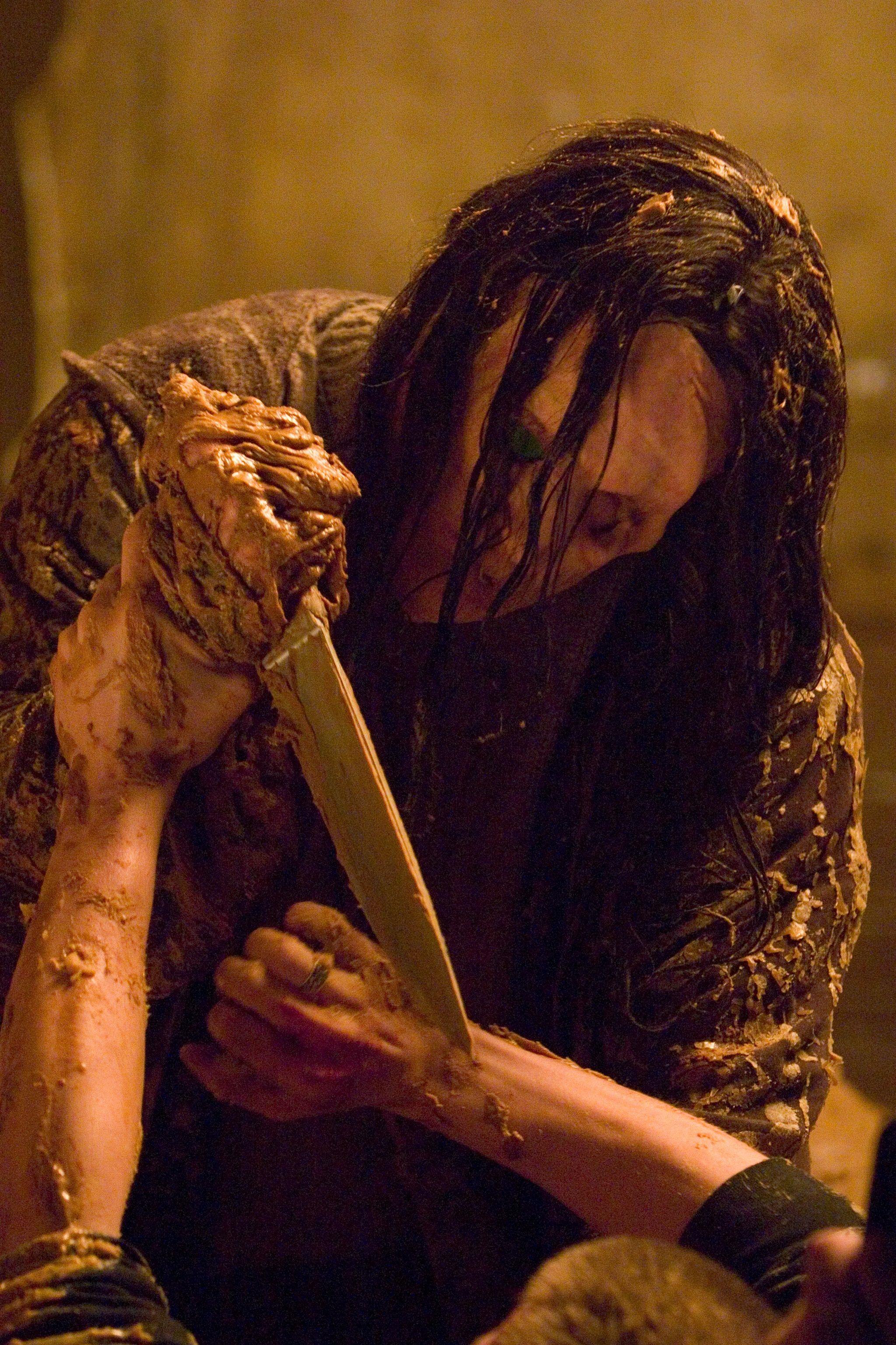 2048x3072 House of wax