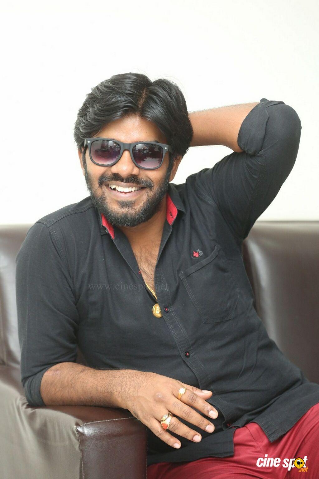 Sudigali Sudheer Wallpapers - Top Free Sudigali Sudheer Backgrounds