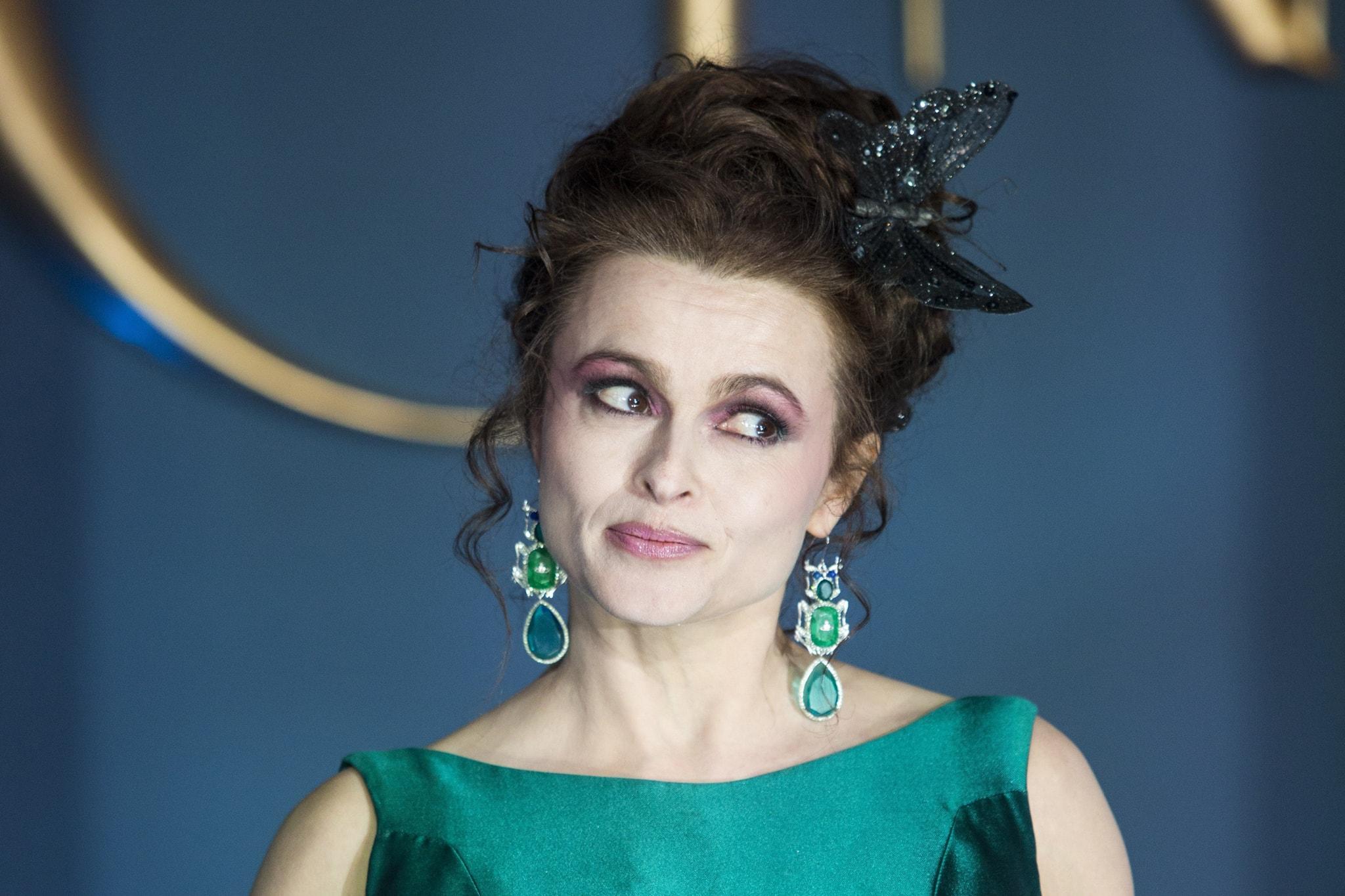 2048x1365 Helena Bonham Carter HD