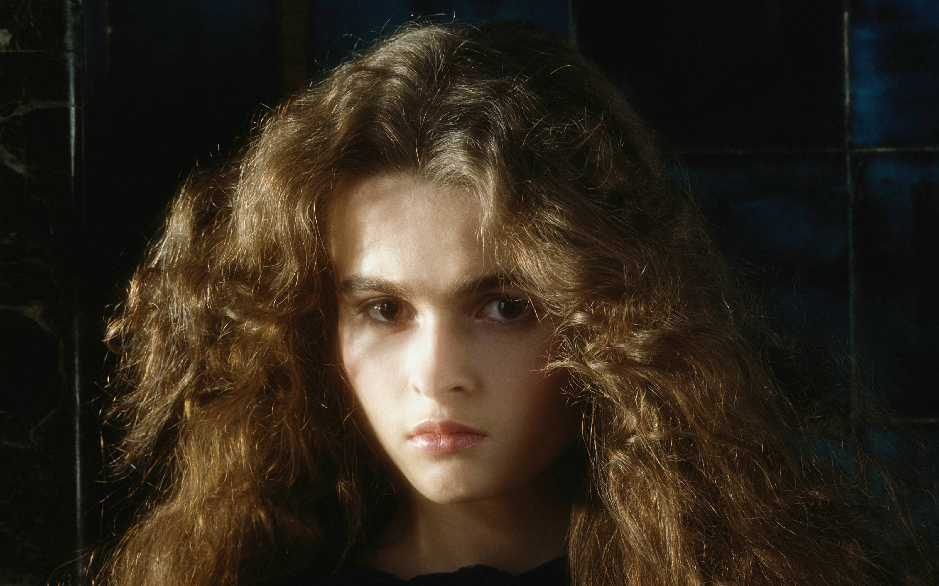 3200x2000 Helena Bonham Carter Brown Hair Pic Wallpaper, HD Celebrities 4K Wallpaper, Image, Photo and Background