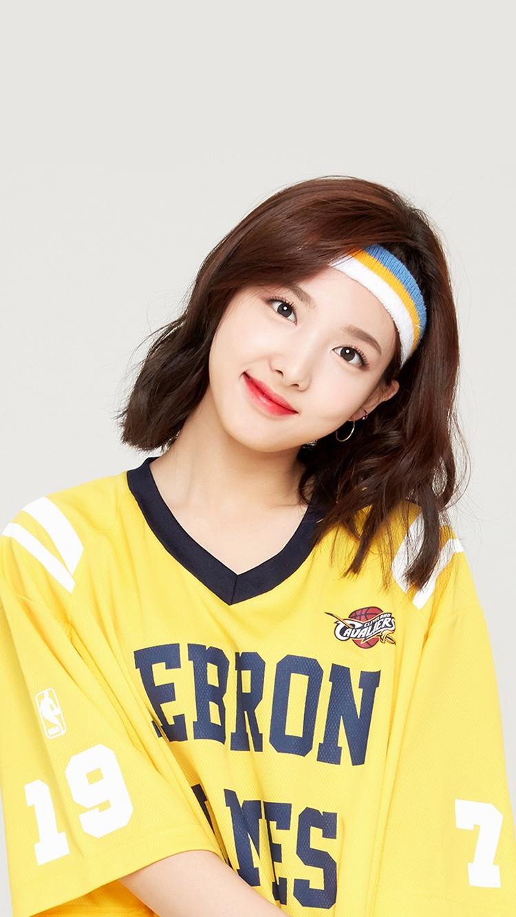 750x1334 TWICE Nayeon iphone Wallpaper & LockScreen