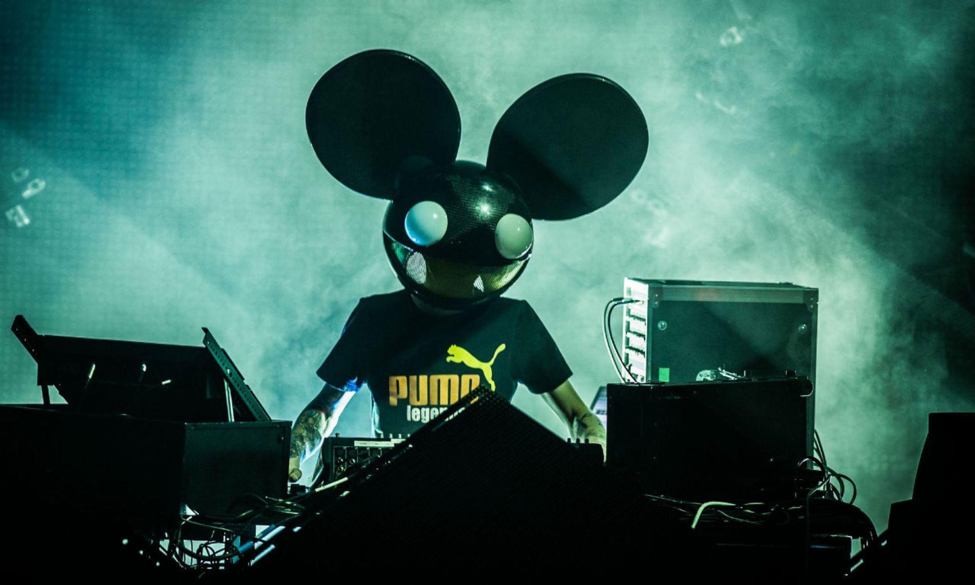 1920x1152 Deadmau5 wallpaper and Picture