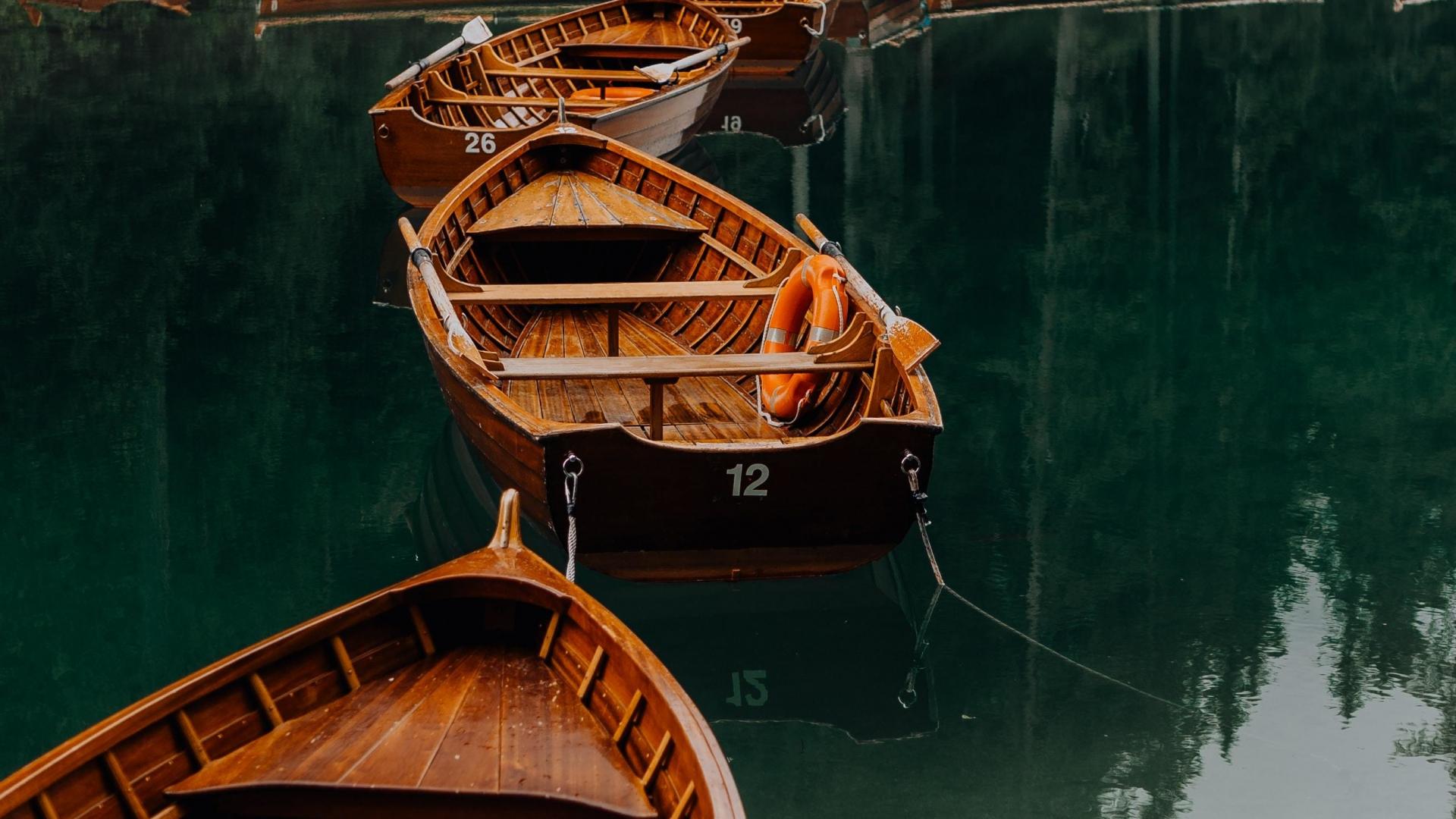 1920x1080 Download 1920x1080 wallpaper boats, lake, water, full hd, hdtv, fhd, 1080p, 1920x1080 HD image, background, 26245