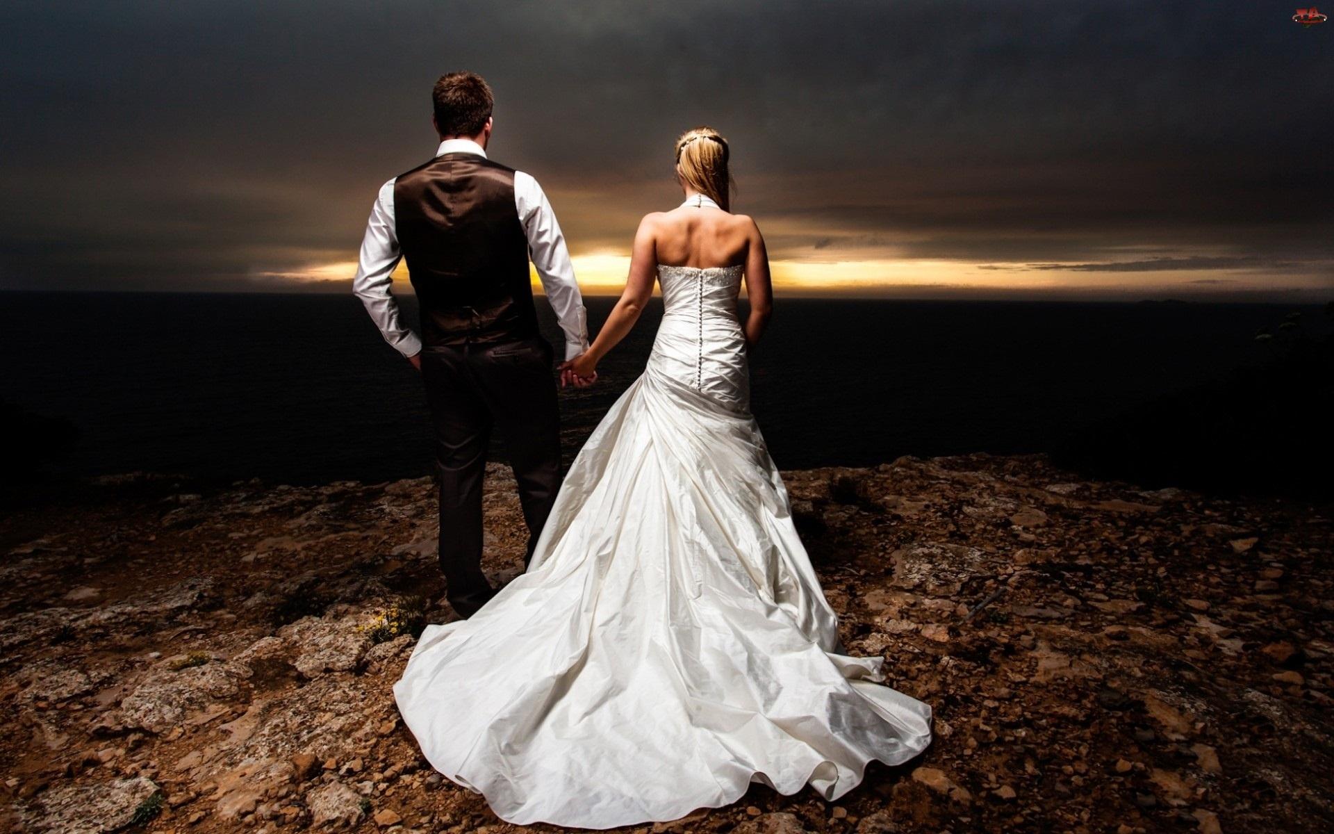 1920x1200 Bridal Couple