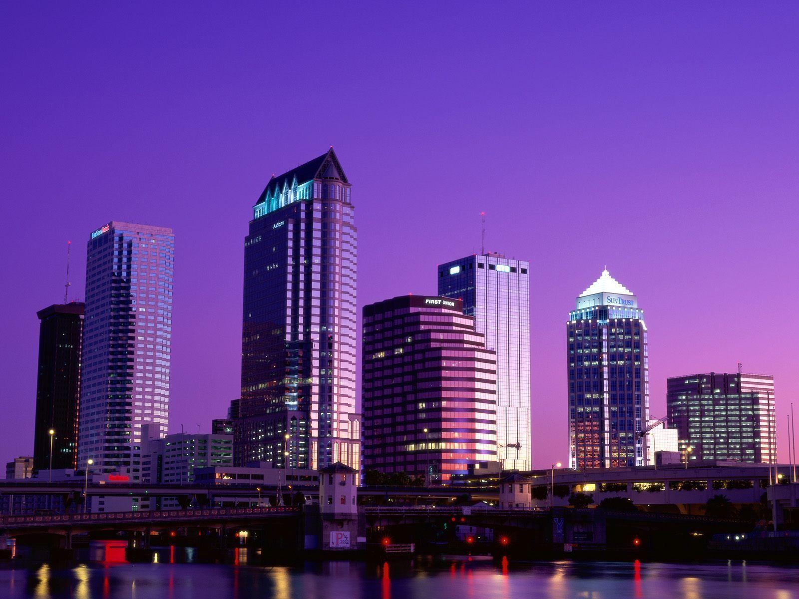 1600x1200 Tampa buildings by night, Florida