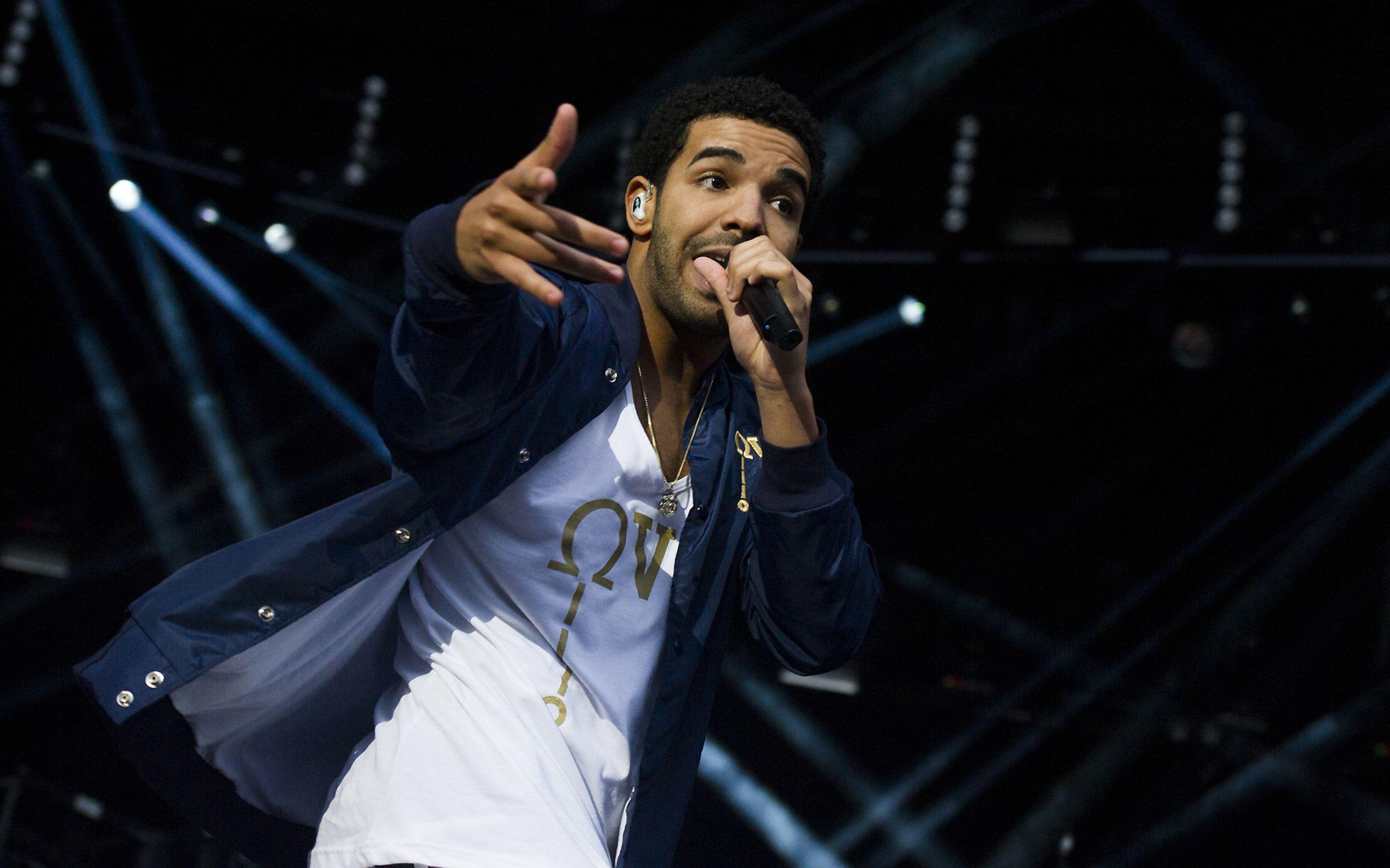 Aubrey Drake Graham. Drake 2015. Дрейк обои. РЭПЕРЫ 2015 года.