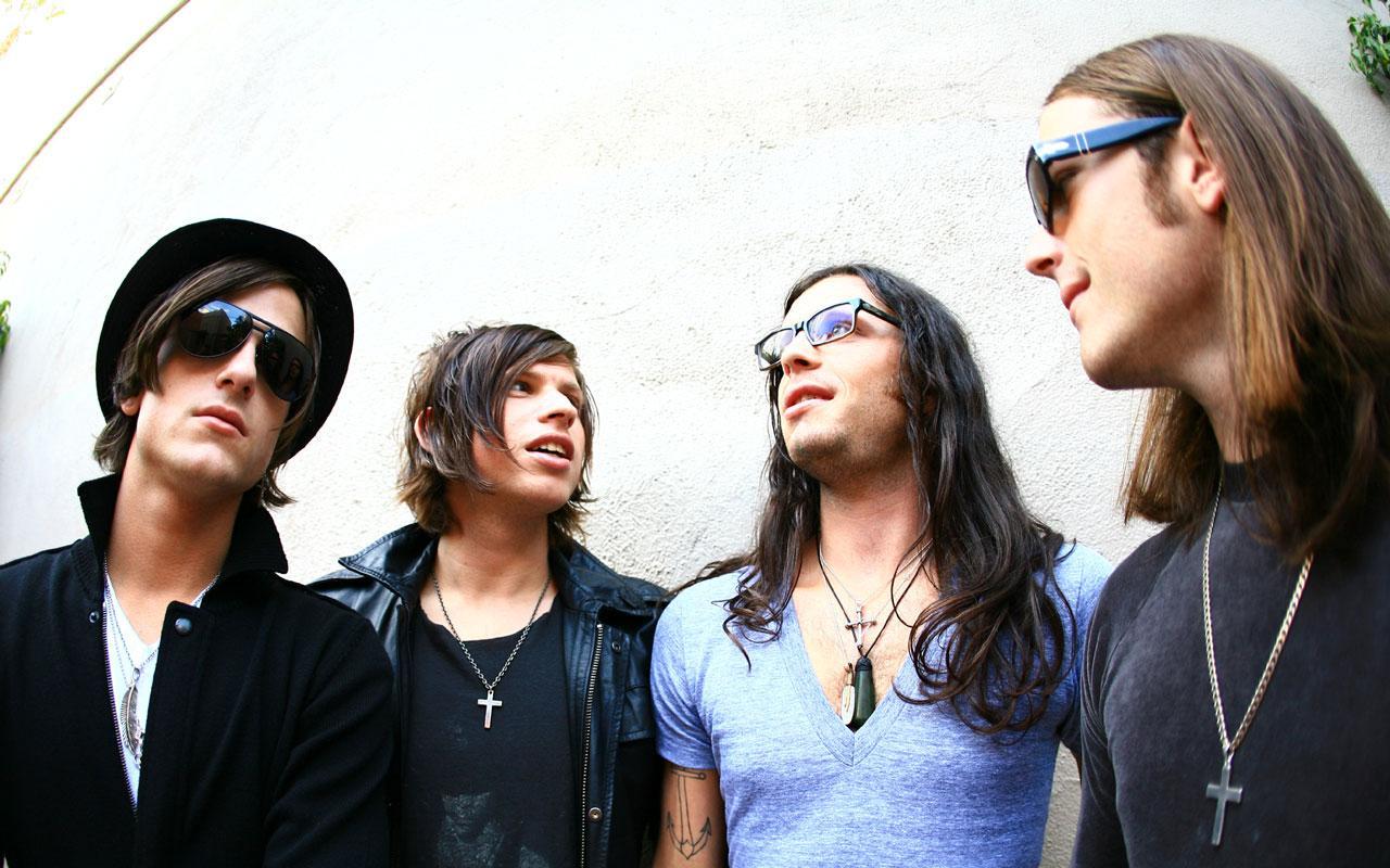 1280x800 Best band Of Leon 1280x800 Wallpaper