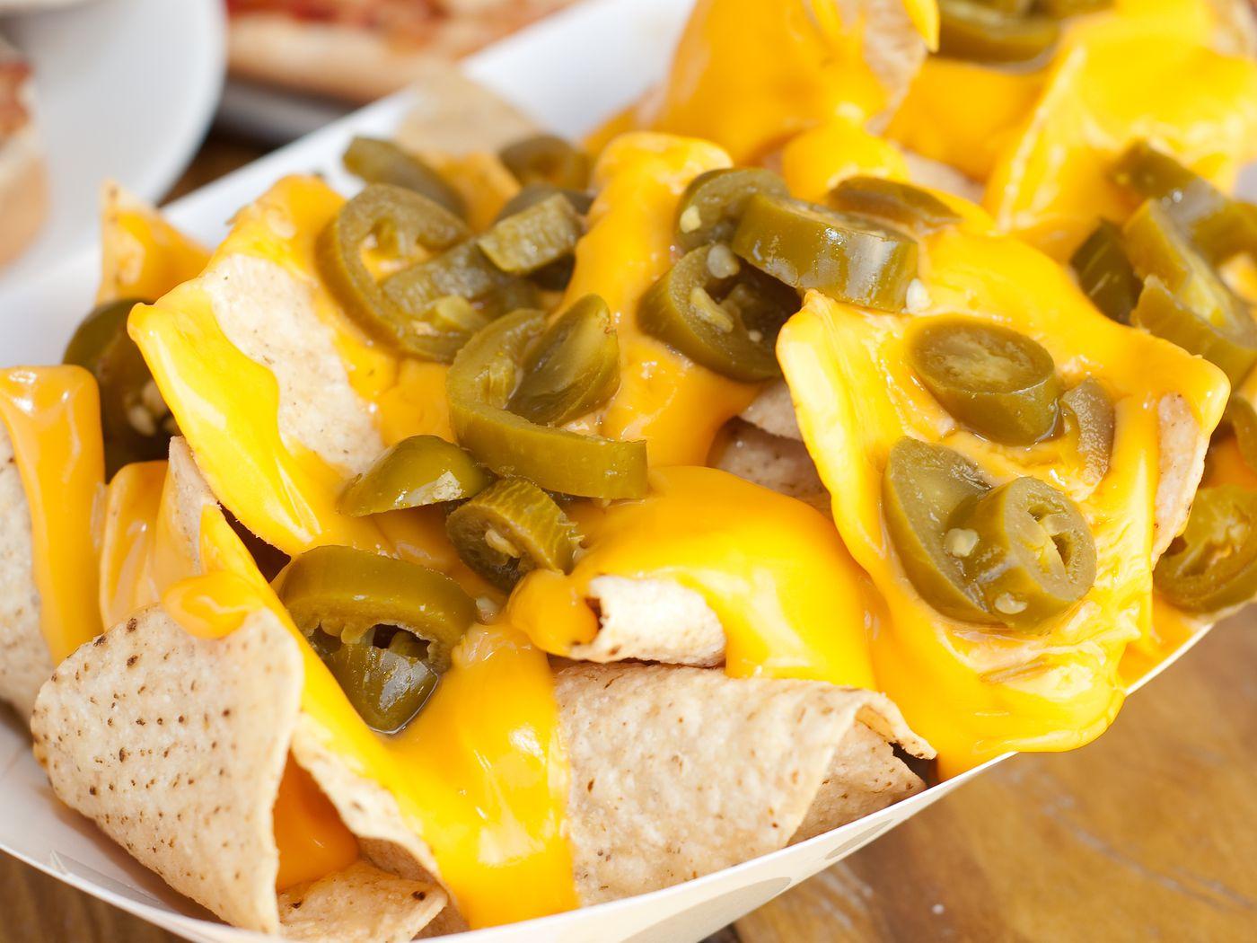 1400x1050 Man Dies From Eating Gas Station Nacho Cheese