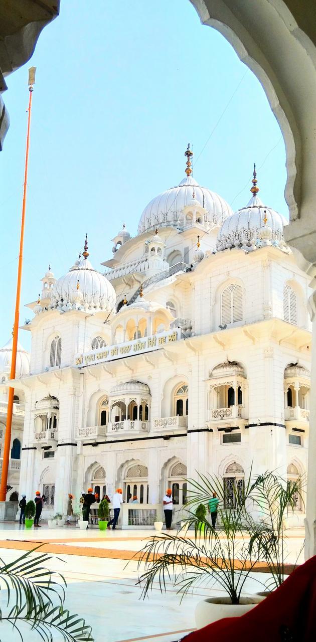 630x1280 Gurudwara wallpaper