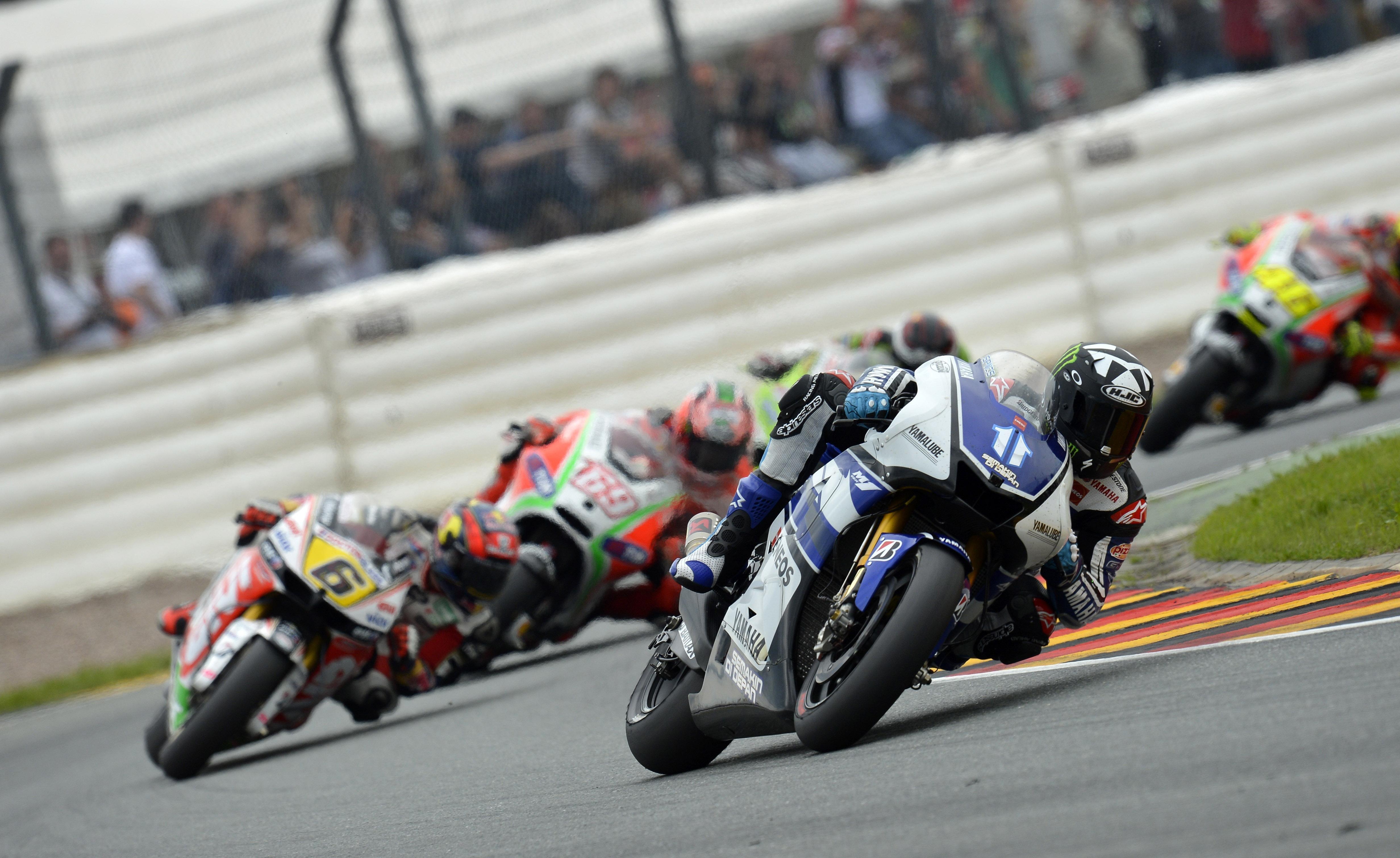 4928x3024 Download Wallpaper, Download yamaha ducati moto gp motorbikes motorcycles ben spies valentino rossi sds yamaha racing 4928x302 People HD Wallpaper, Hi Res People Wallpaper, High Definition Wallpaper