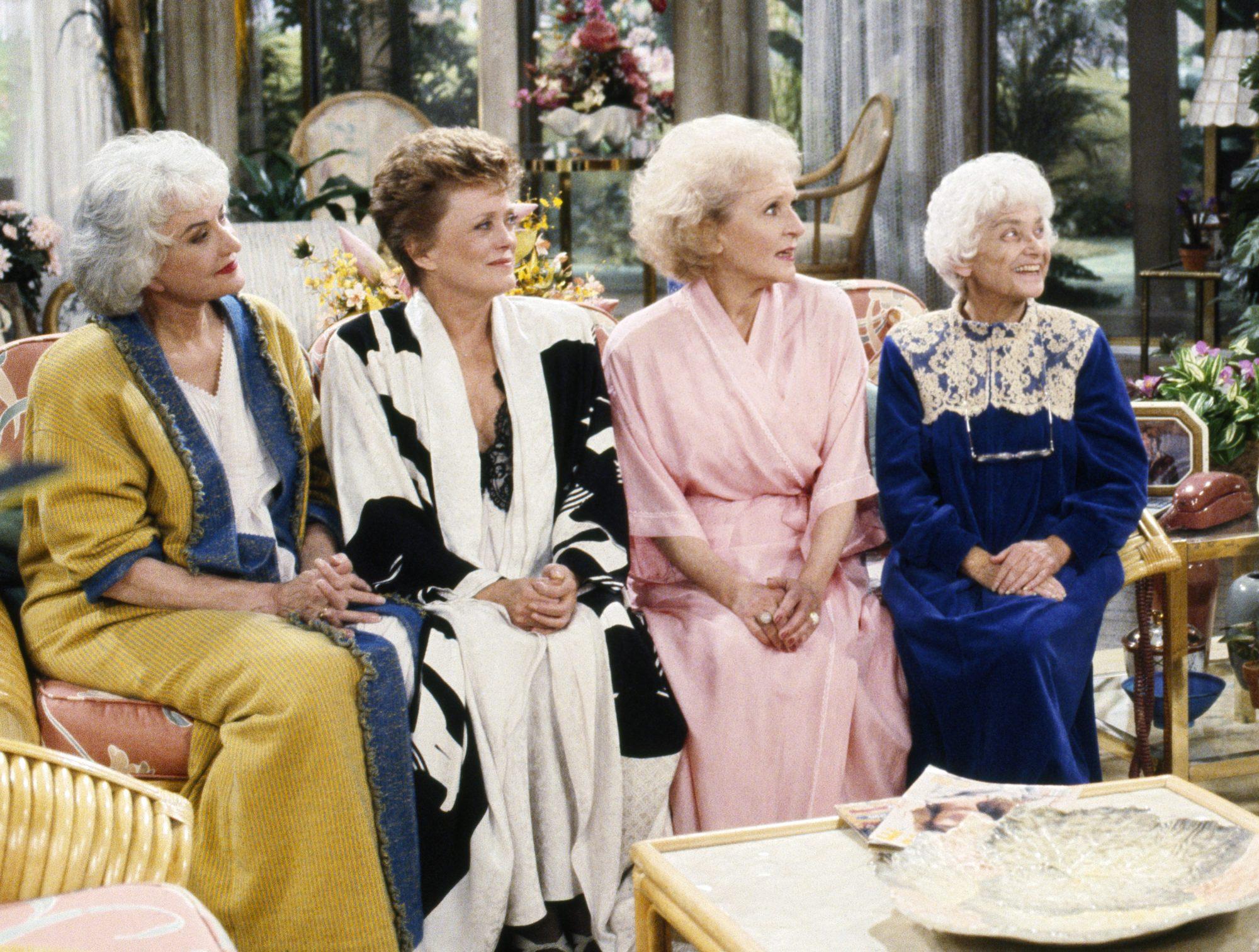 2000x1513 The Golden Girls cafe is finally open, banana wallpaper and all