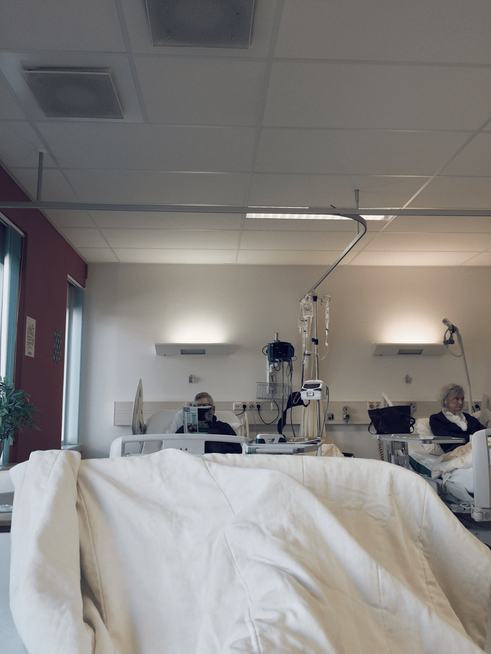 1000x1333 Hospital Bed Wallpaper Free Hospital Bed Background 2021. Hospital room, Hospital bed, Hospital