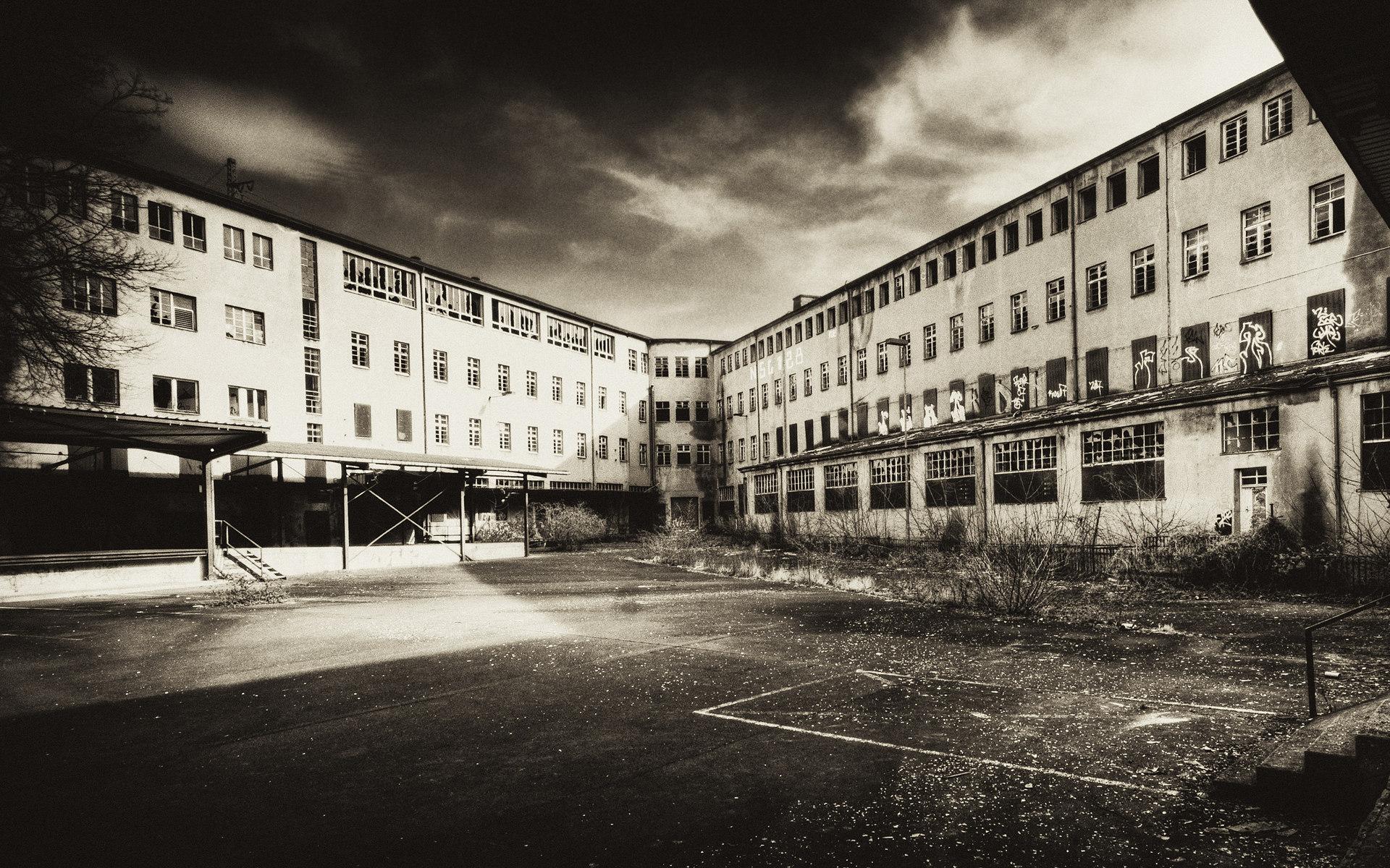 1920x1200 Urban Ruins and Abandoned buildings Wallpaper Wallpaper 82667