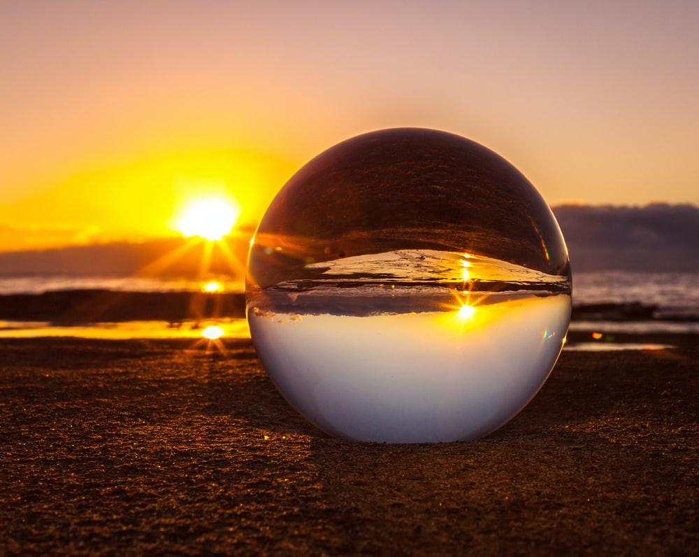1000x796 Glass Ball Picture [HD]. Download Free Image