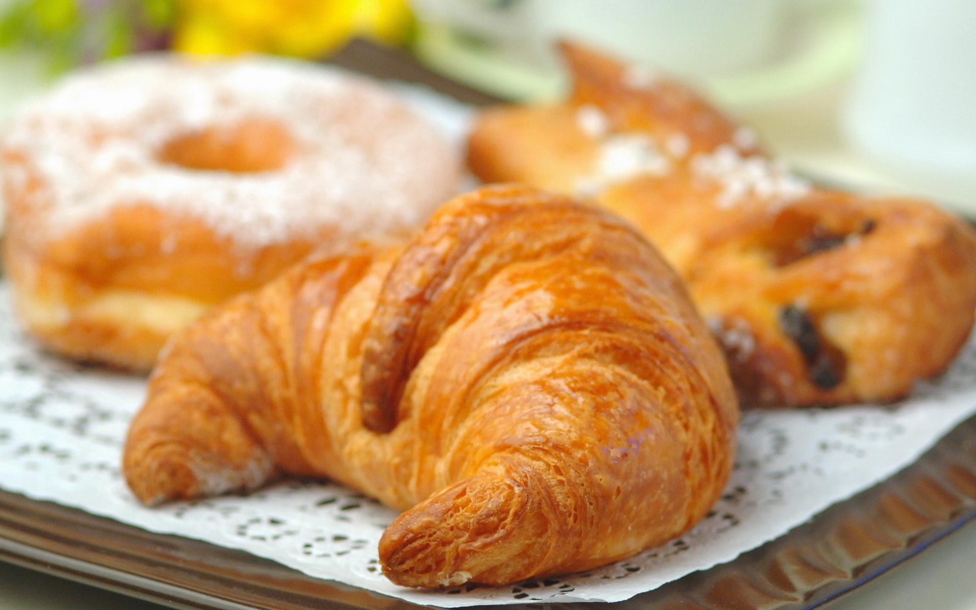 Simple Croissant Wallpapers - Top Free Simple Croissant Backgrounds ...