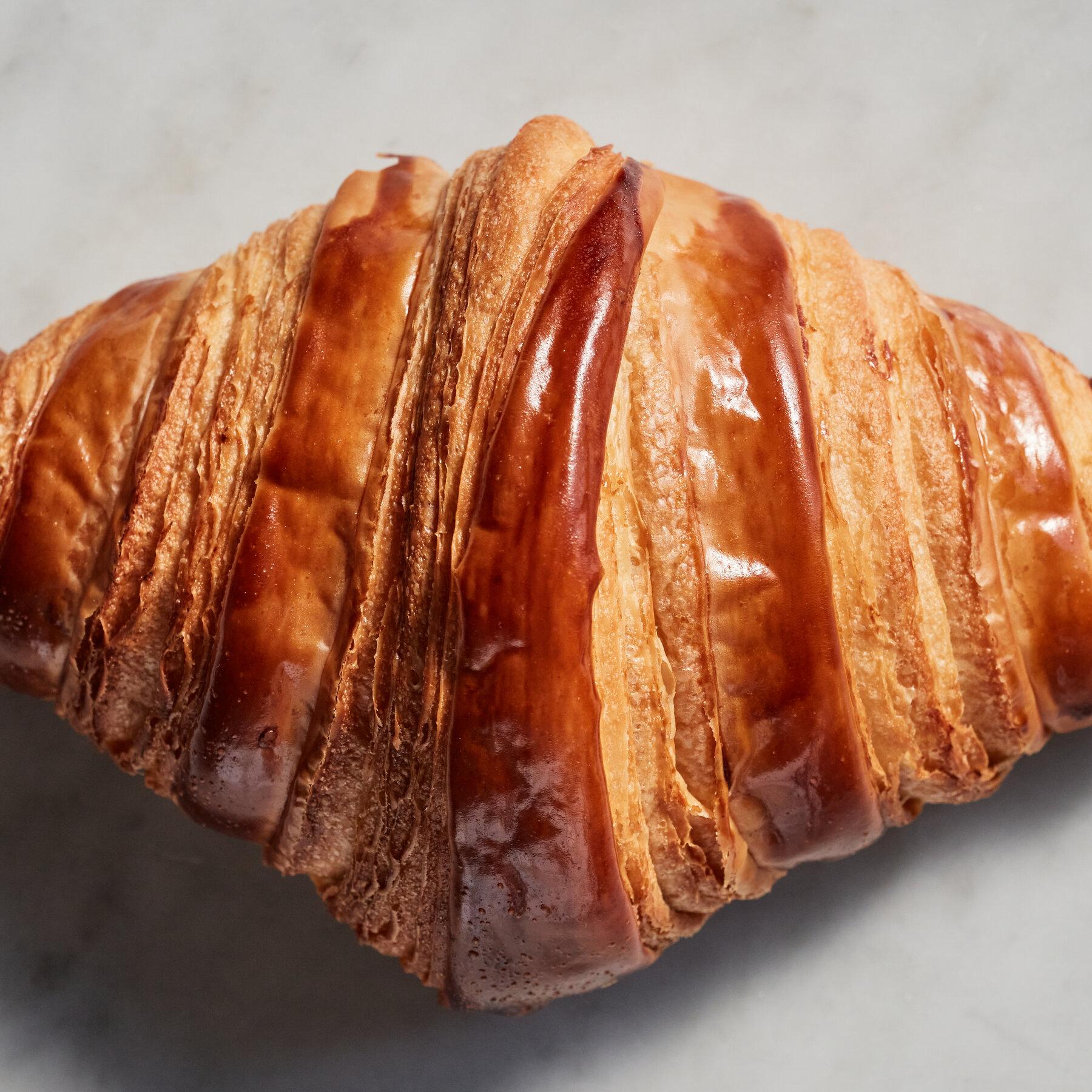 Simple Croissant Wallpapers - Top Free Simple Croissant Backgrounds ...