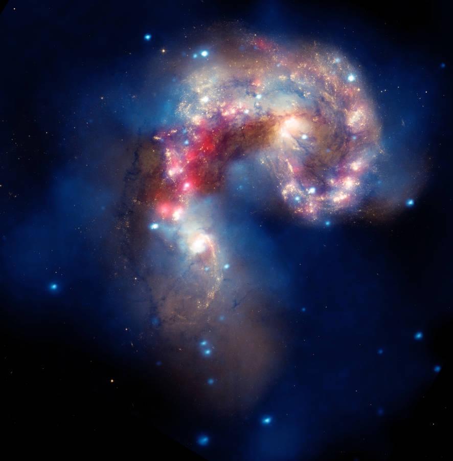 886x900 Download Irregular Galaxy With Cosmic Dust In Space Wallpaper