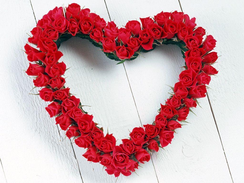 1024x768 Red Rose Heart Wallpaper