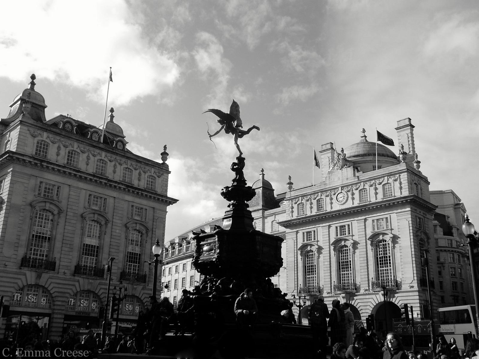 1600x1200 The truth unveiled about Picadilly Circus, and why we've been telling lies for years of a London Kiwi